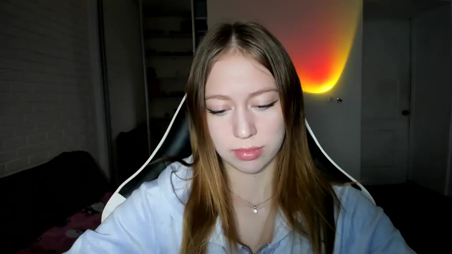 Gallery image thumbnail from RoboSasha's myfreecams stream on, 11/13/2024, 14:17 image 4 of 20