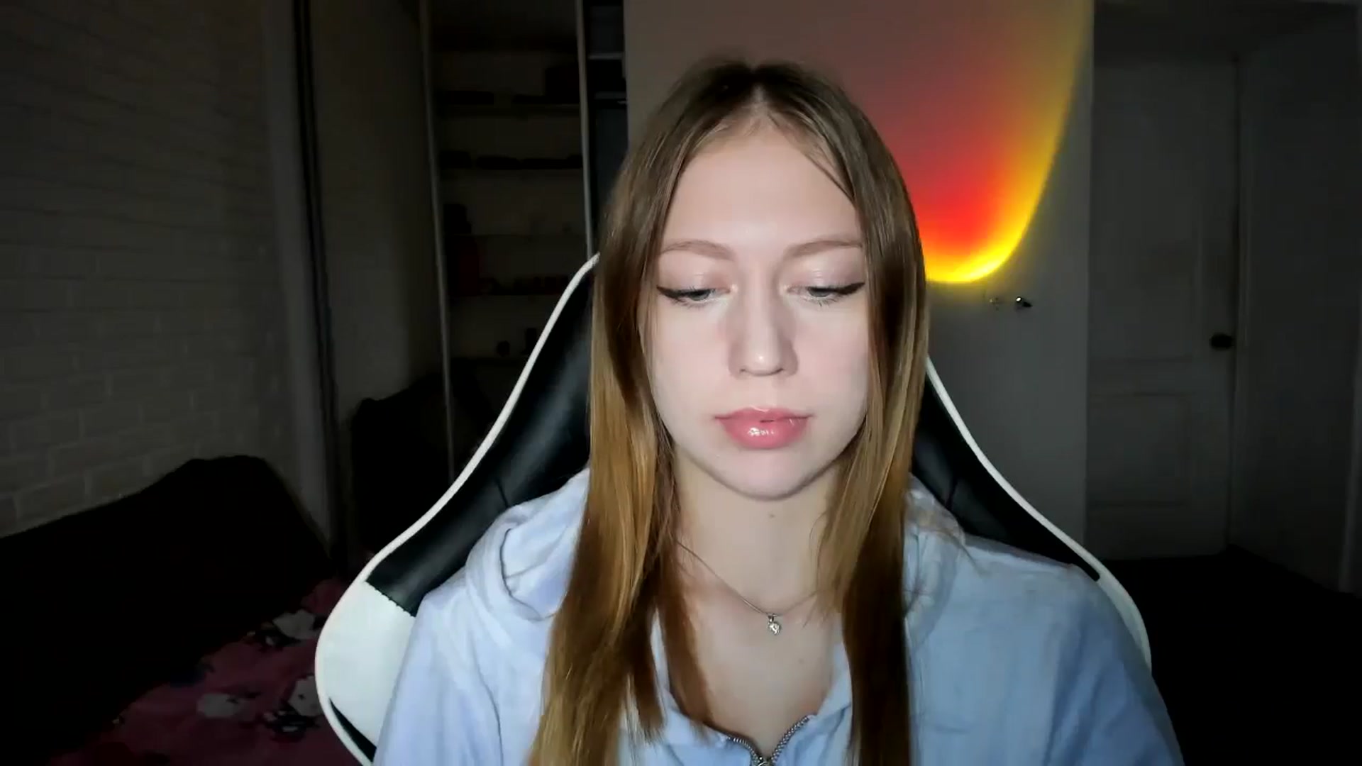 Gallery image thumbnail from RoboSasha's myfreecams stream on, 11/13/2024, 14:17 image 2 of 20