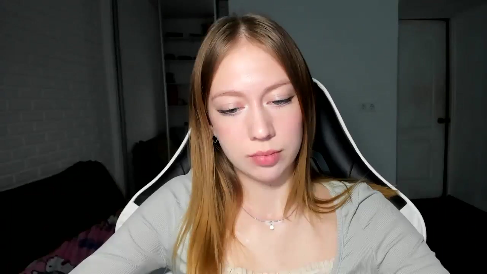 Gallery image thumbnail from RoboSasha's myfreecams stream on, 11/14/2024, 14:04 image 8 of 20