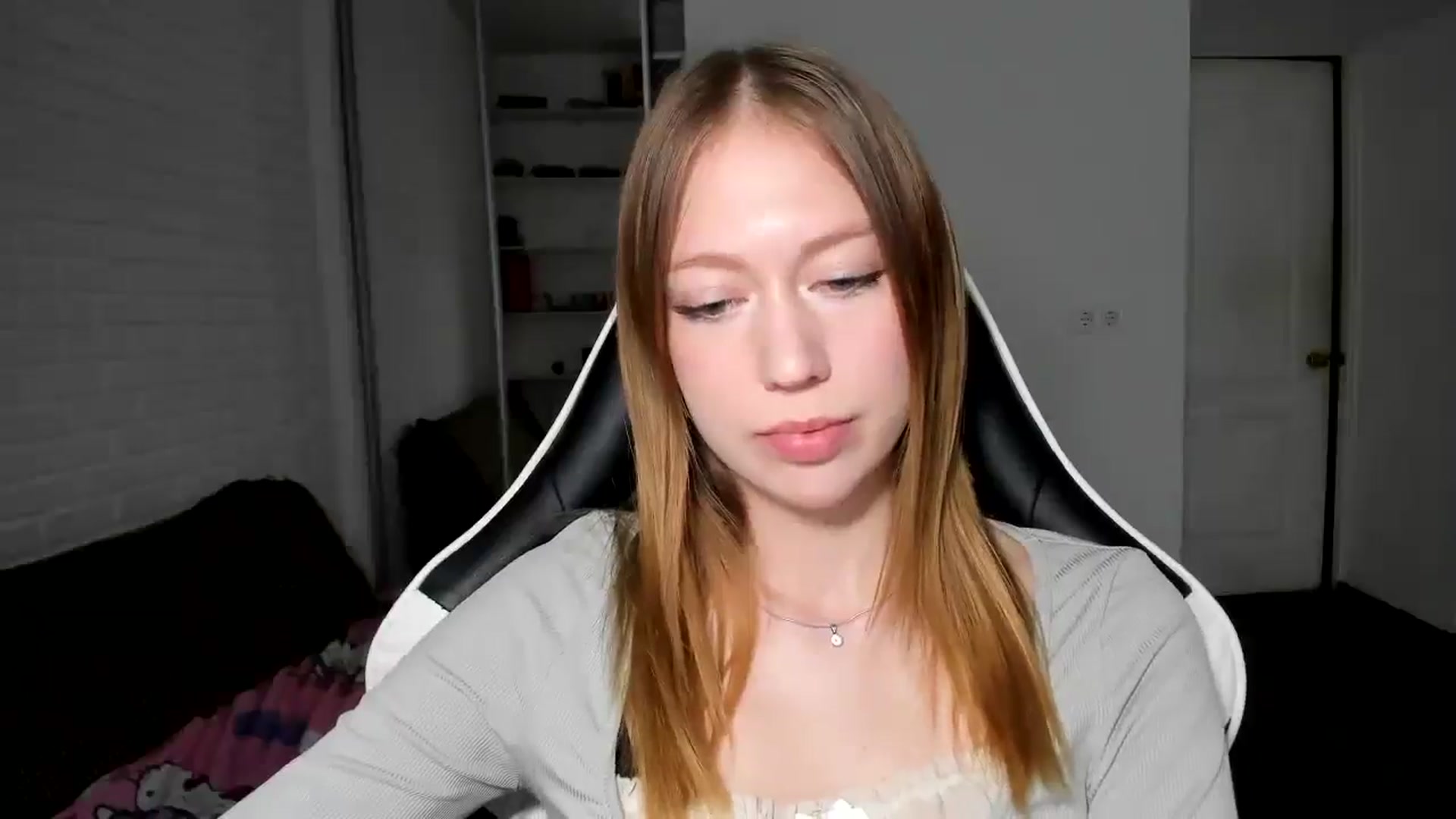 Gallery image thumbnail from RoboSasha's myfreecams stream on, 11/14/2024, 14:04 image 3 of 20