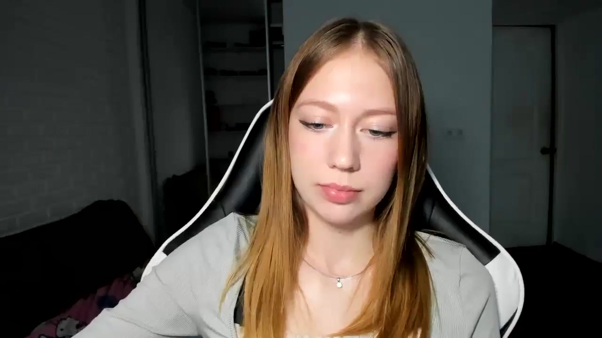 Gallery image thumbnail from RoboSasha's myfreecams stream on, 11/14/2024, 14:04 image 9 of 20