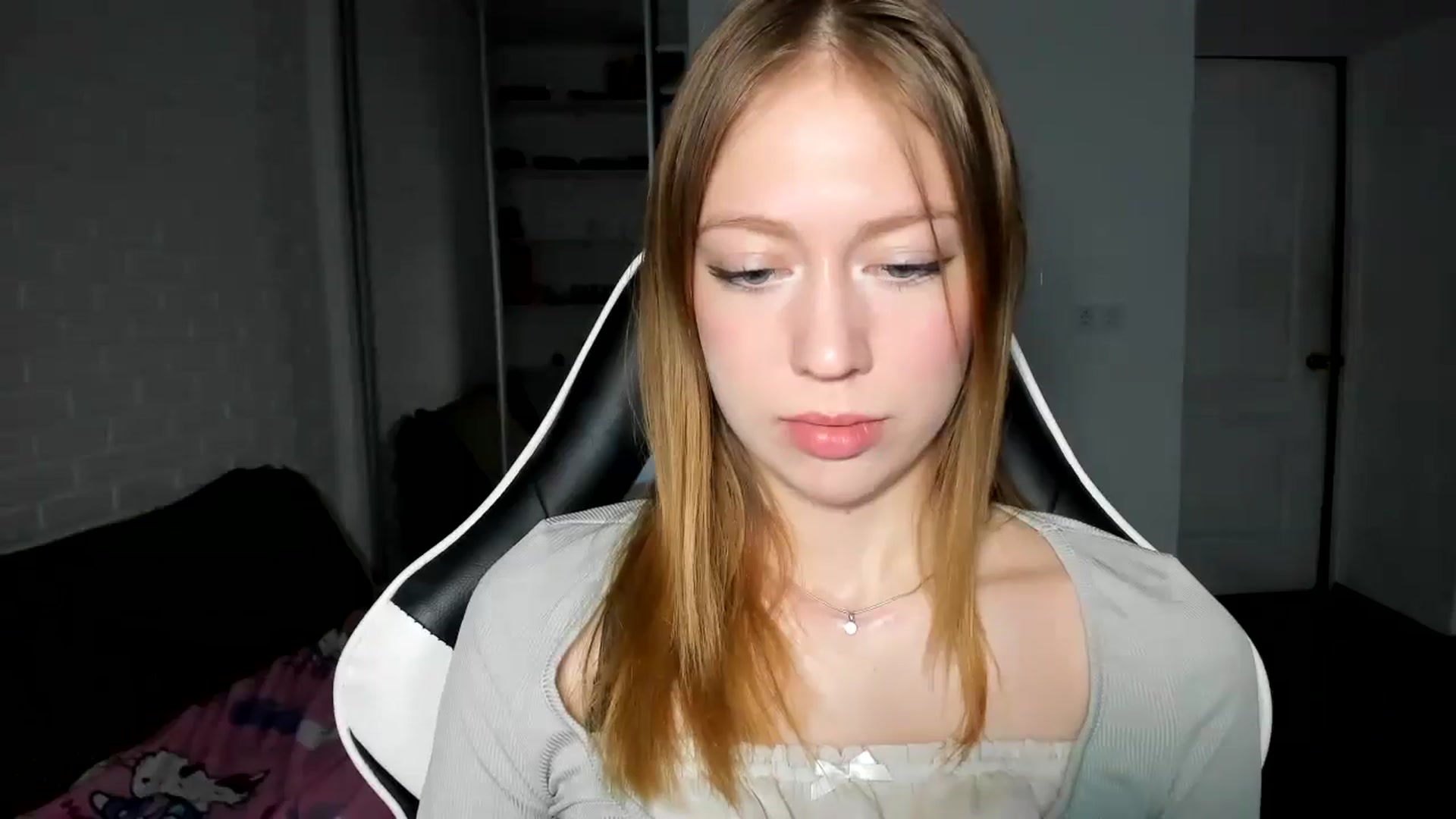 Gallery image thumbnail from RoboSasha's myfreecams stream on, 11/14/2024, 14:04 image 19 of 20