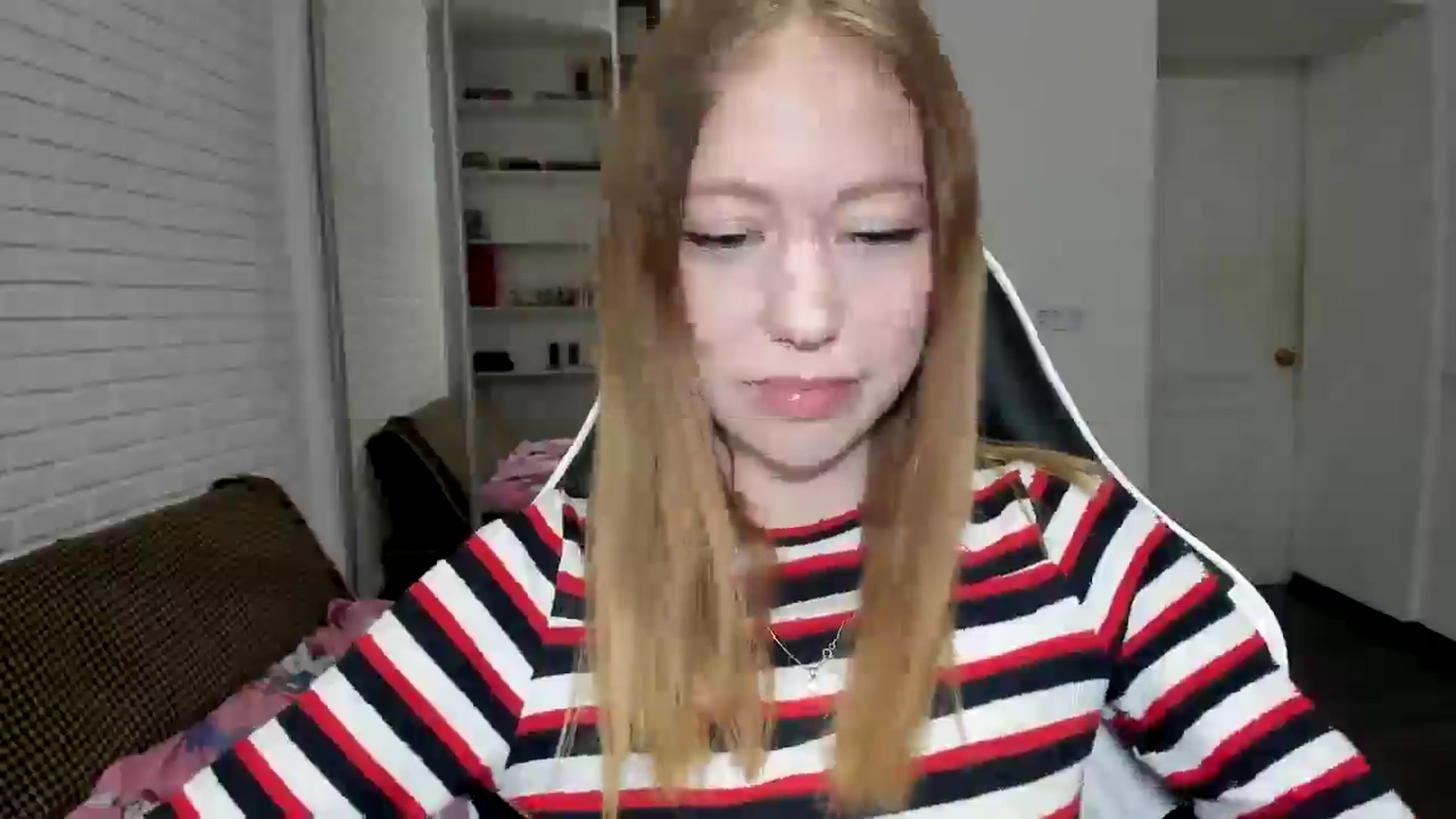 Gallery image thumbnail from RoboSasha's myfreecams stream on, 11/23/2024, 18:52 image 8 of 20