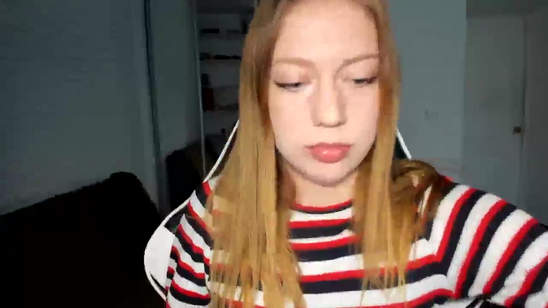Gallery image thumbnail from RoboSasha's myfreecams stream on, 11/25/2024, 12:46 image 19 of 20