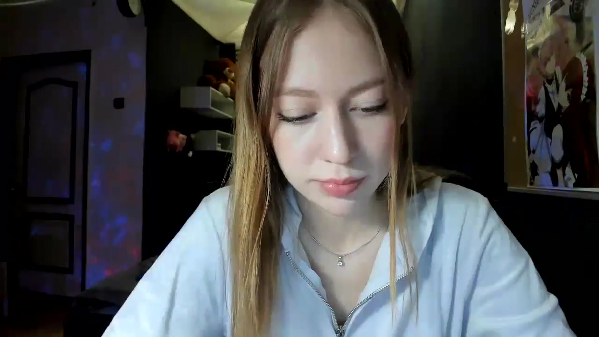 Gallery image thumbnail from RoboSasha's myfreecams stream on, 11/28/2024, 14:40 image 10 of 20