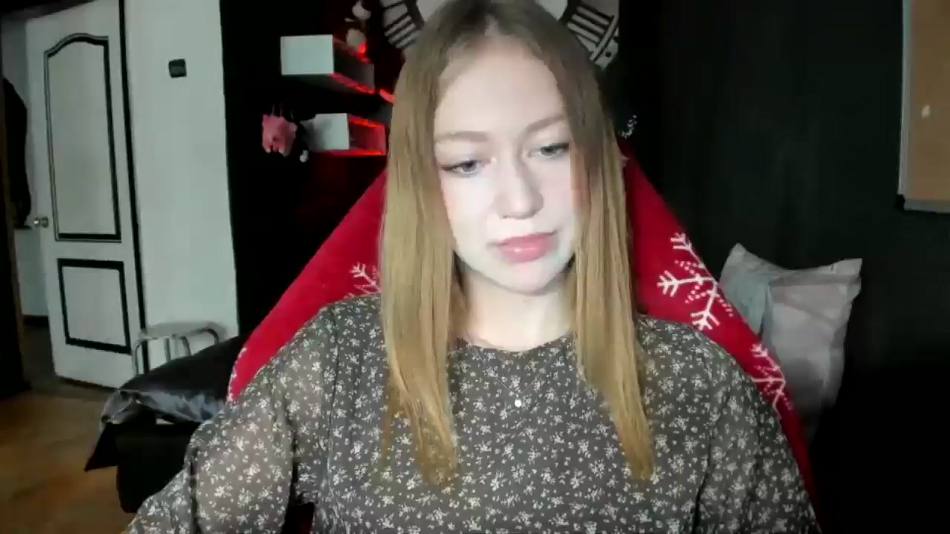 Gallery image thumbnail from RoboSasha's myfreecams stream on, 11/30/2024, 10:44 image 15 of 20