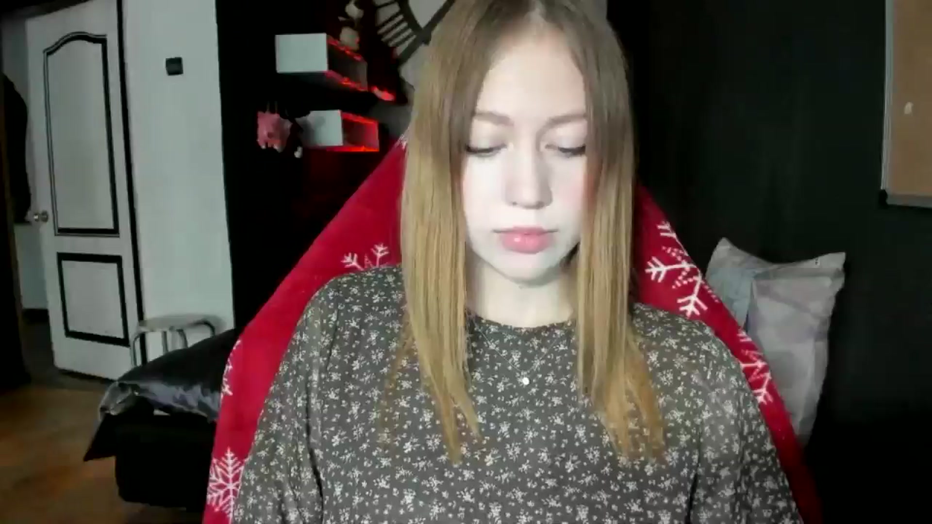 Gallery image thumbnail from RoboSasha's myfreecams stream on, 11/30/2024, 10:44 image 3 of 20