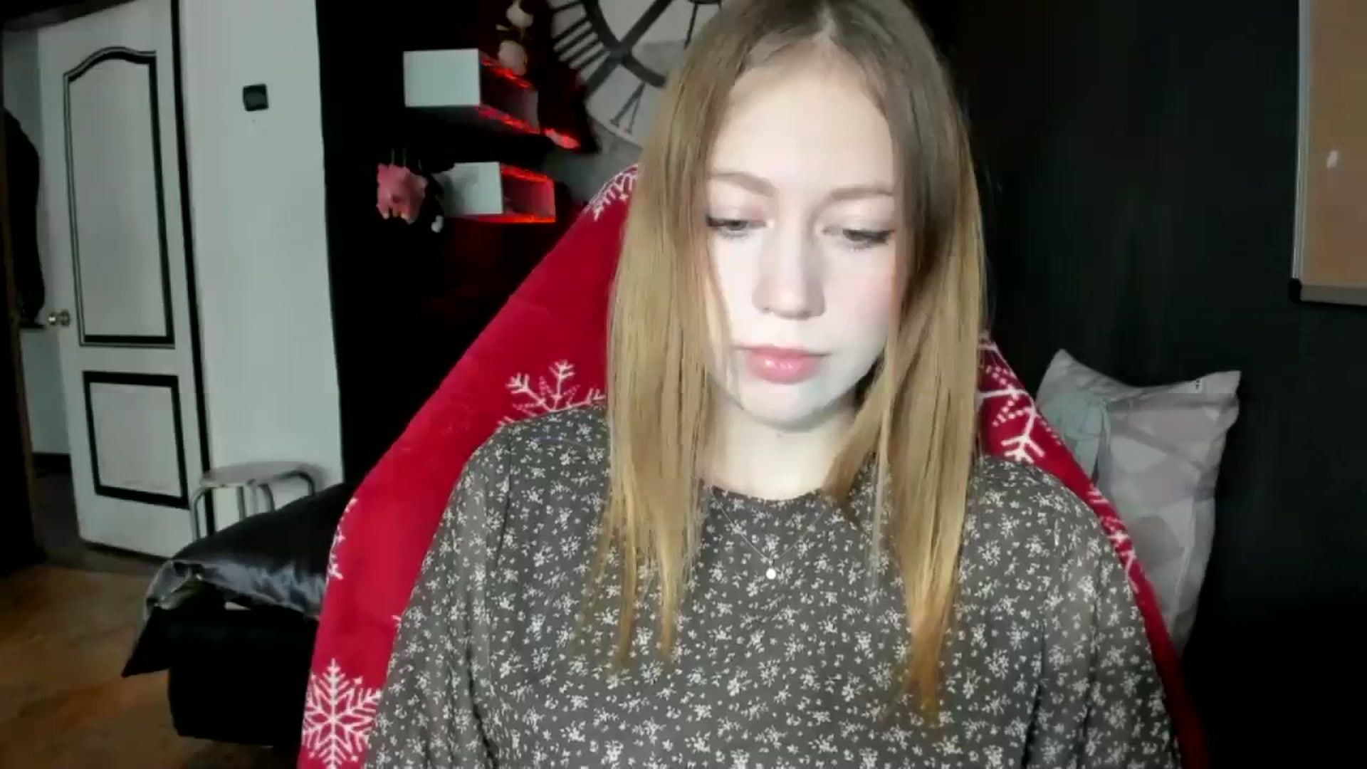 Gallery image thumbnail from RoboSasha's myfreecams stream on, 11/30/2024, 10:44 image 7 of 20
