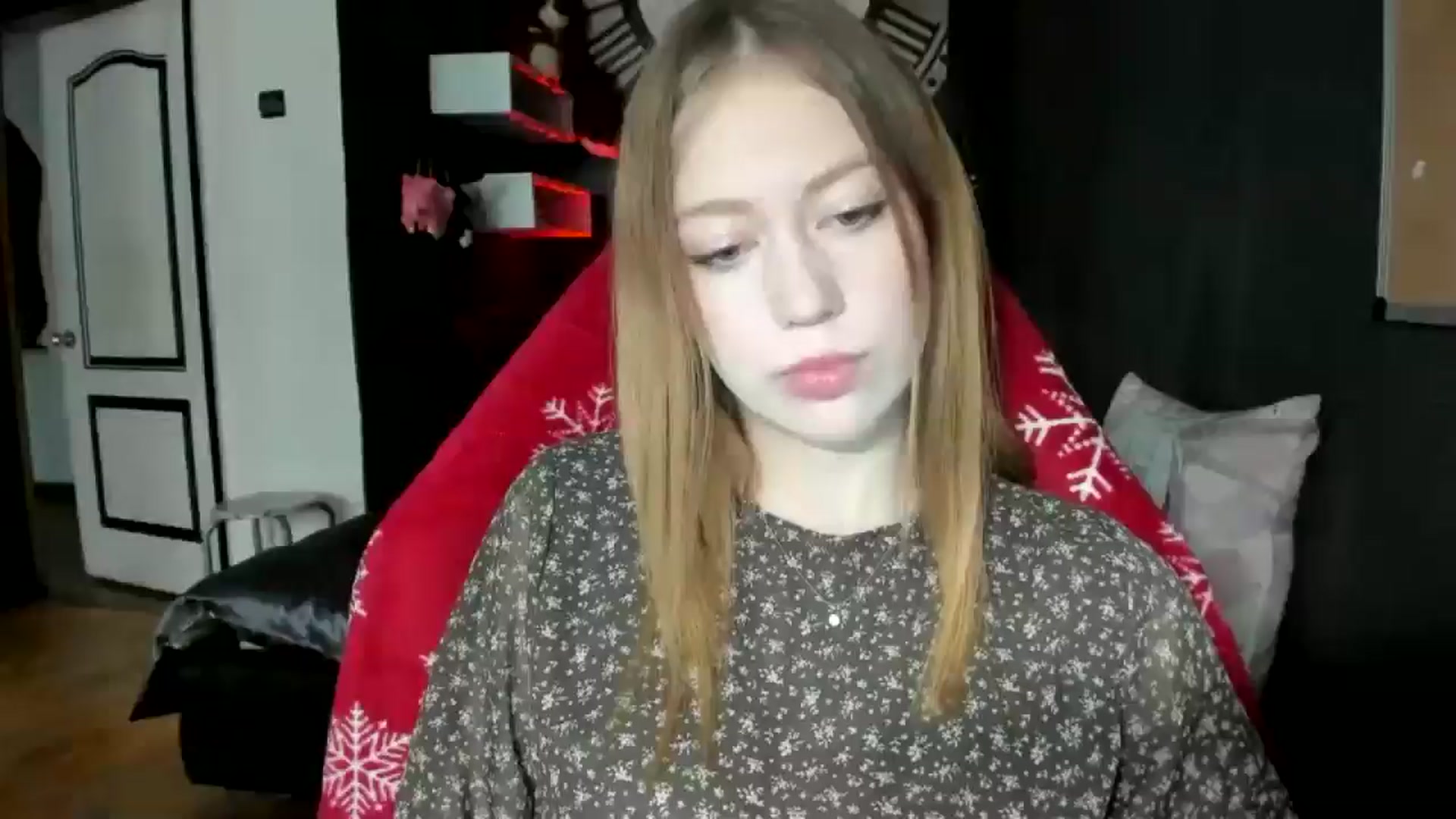 Gallery image thumbnail from RoboSasha's myfreecams stream on, 11/30/2024, 10:44 image 6 of 20
