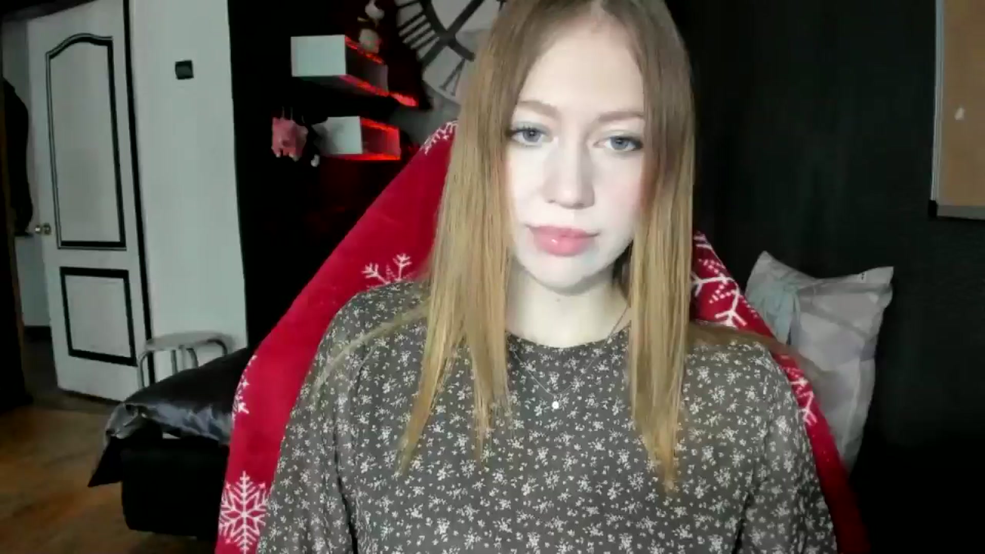 Gallery image thumbnail from RoboSasha's myfreecams stream on, 11/30/2024, 10:44 image 2 of 20