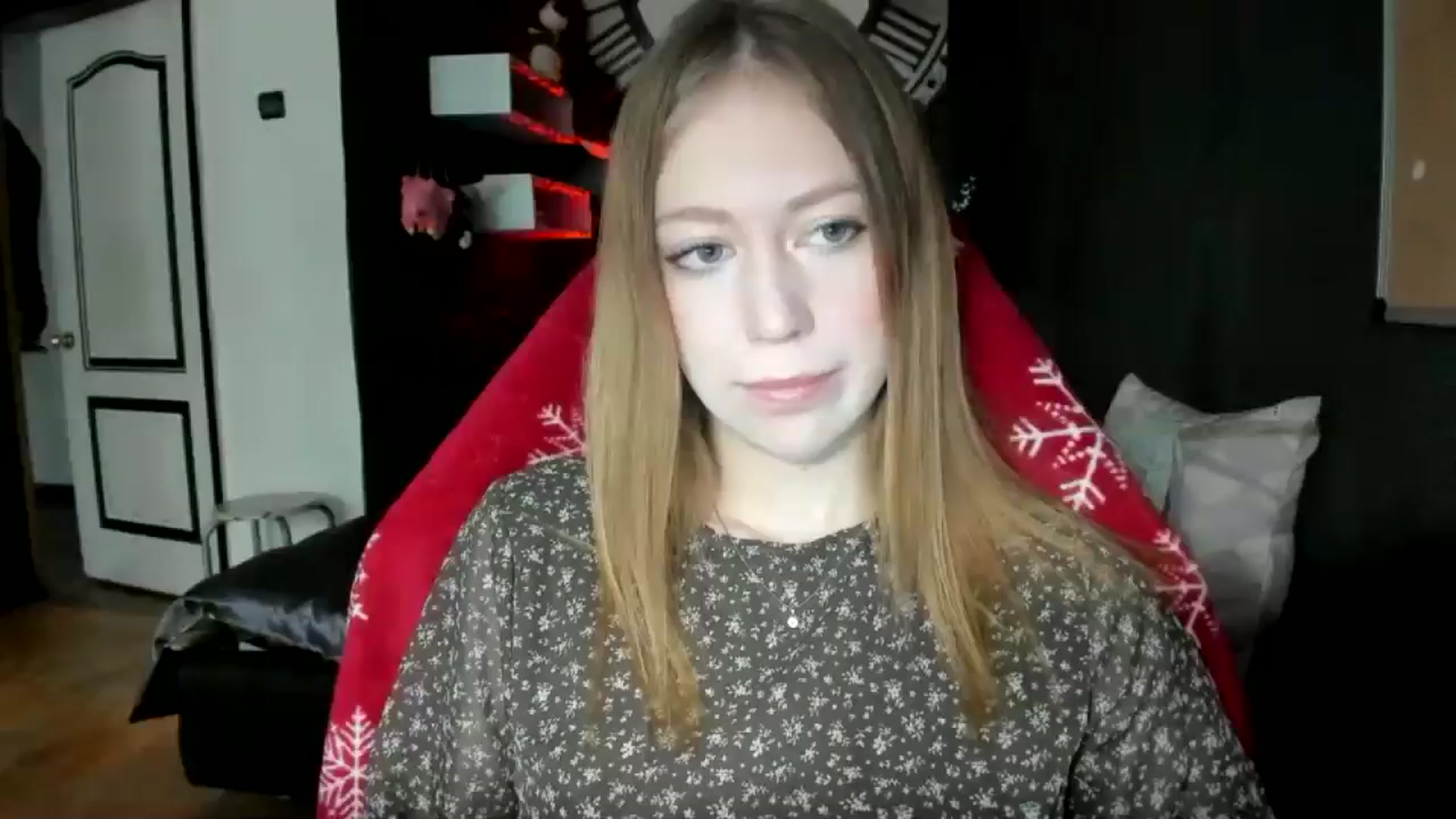 Gallery image thumbnail from RoboSasha's myfreecams stream on, 11/30/2024, 10:44 image 17 of 20