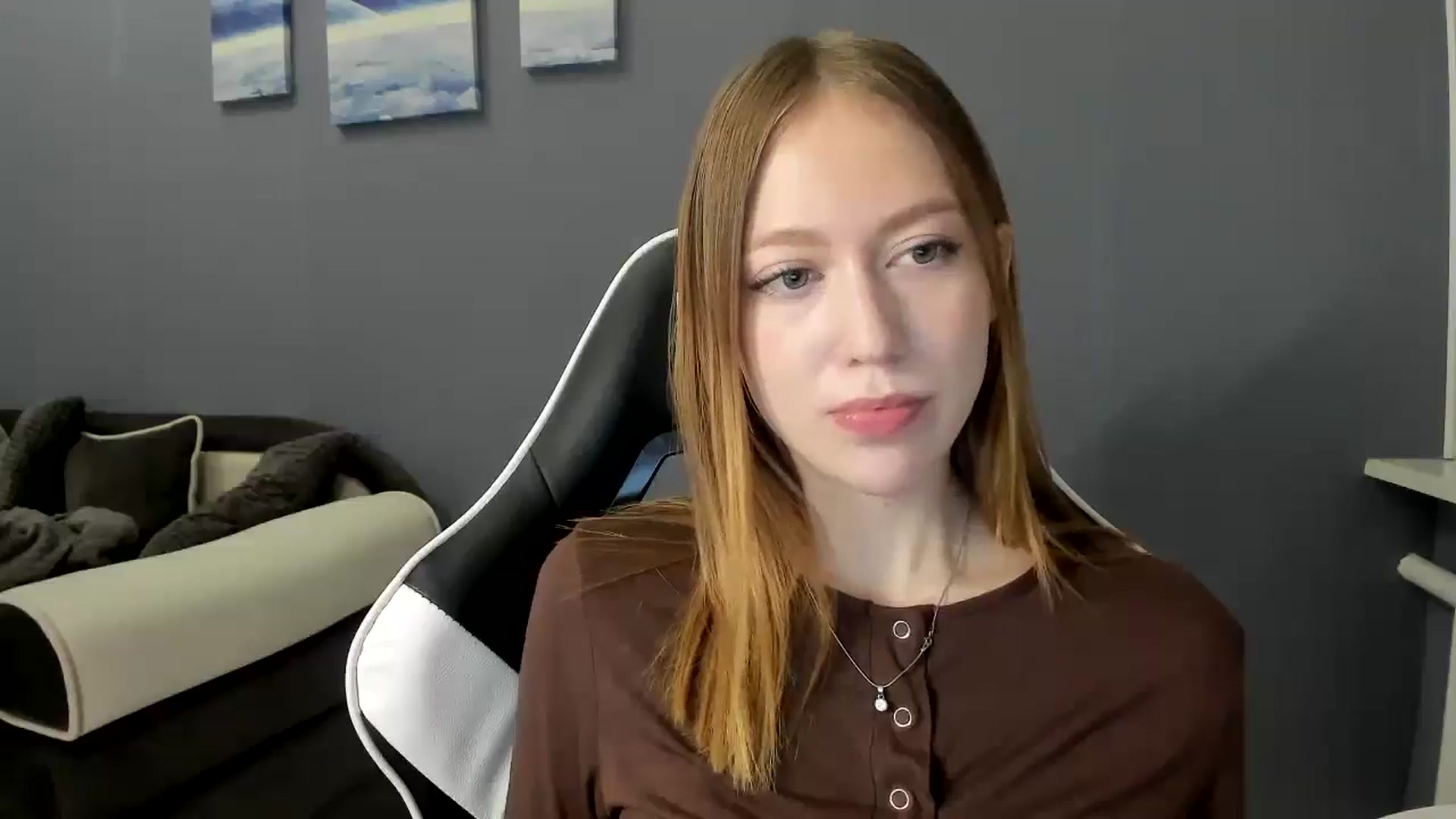 Gallery image thumbnail from RoboSasha's myfreecams stream on, 12/06/2024, 18:47 image 13 of 20