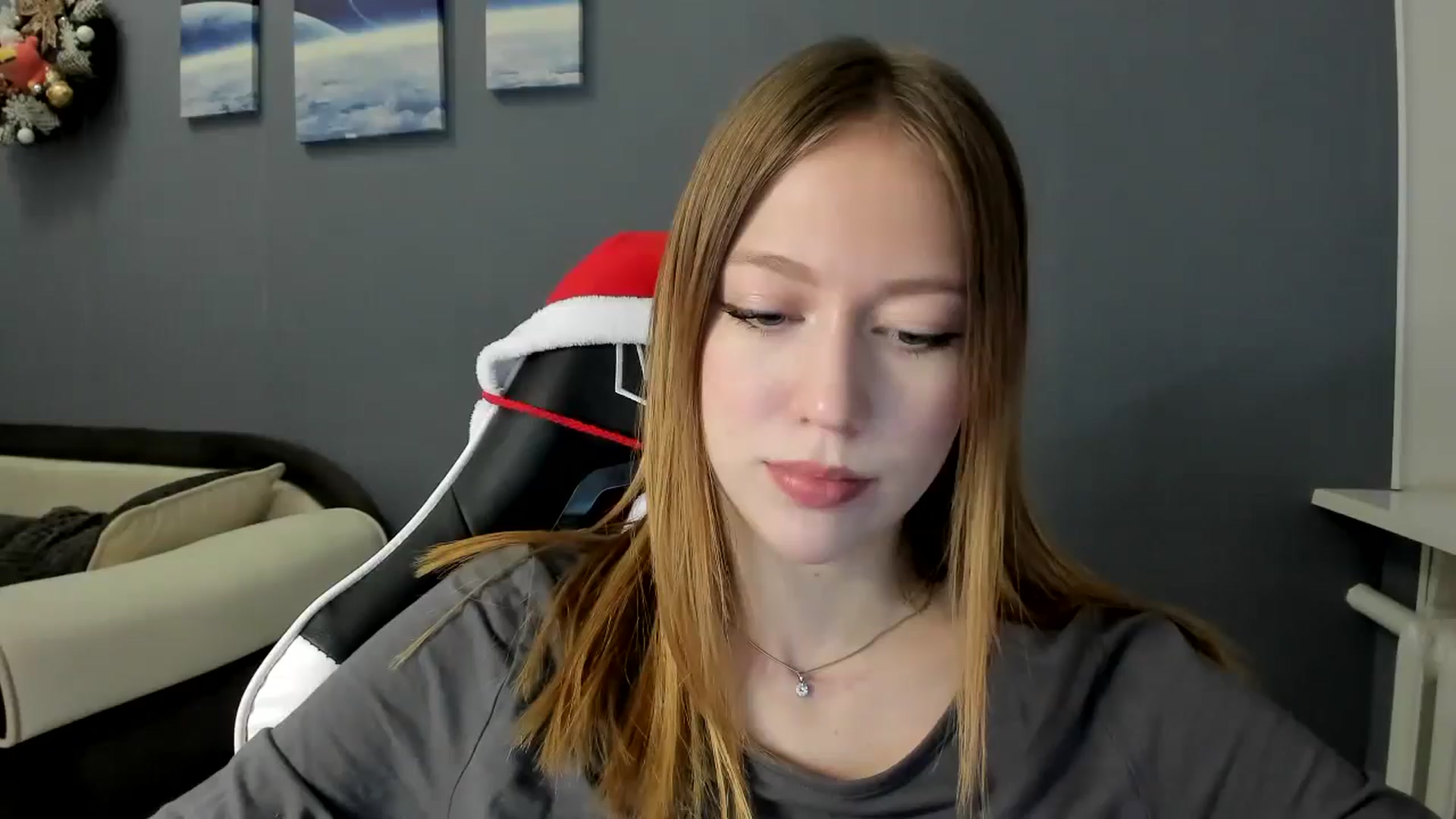 Gallery image thumbnail from RoboSasha's myfreecams stream on, 12/11/2024, 13:44 image 18 of 20
