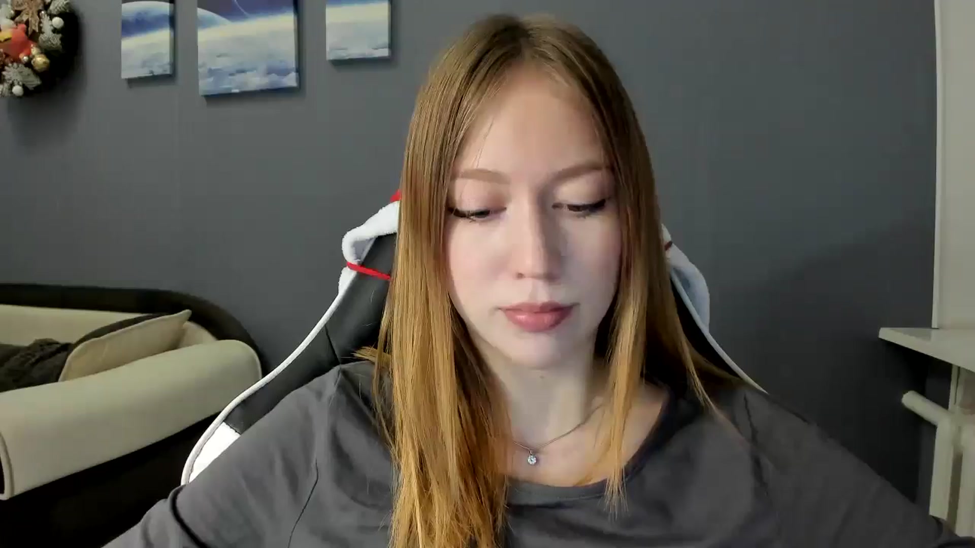 Gallery image thumbnail from RoboSasha's myfreecams stream on, 12/11/2024, 13:44 image 12 of 20