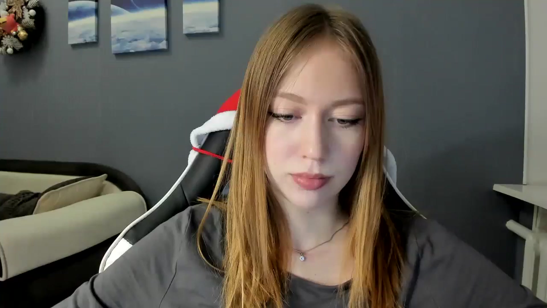 Gallery image thumbnail from RoboSasha's myfreecams stream on, 12/11/2024, 13:44 image 10 of 20