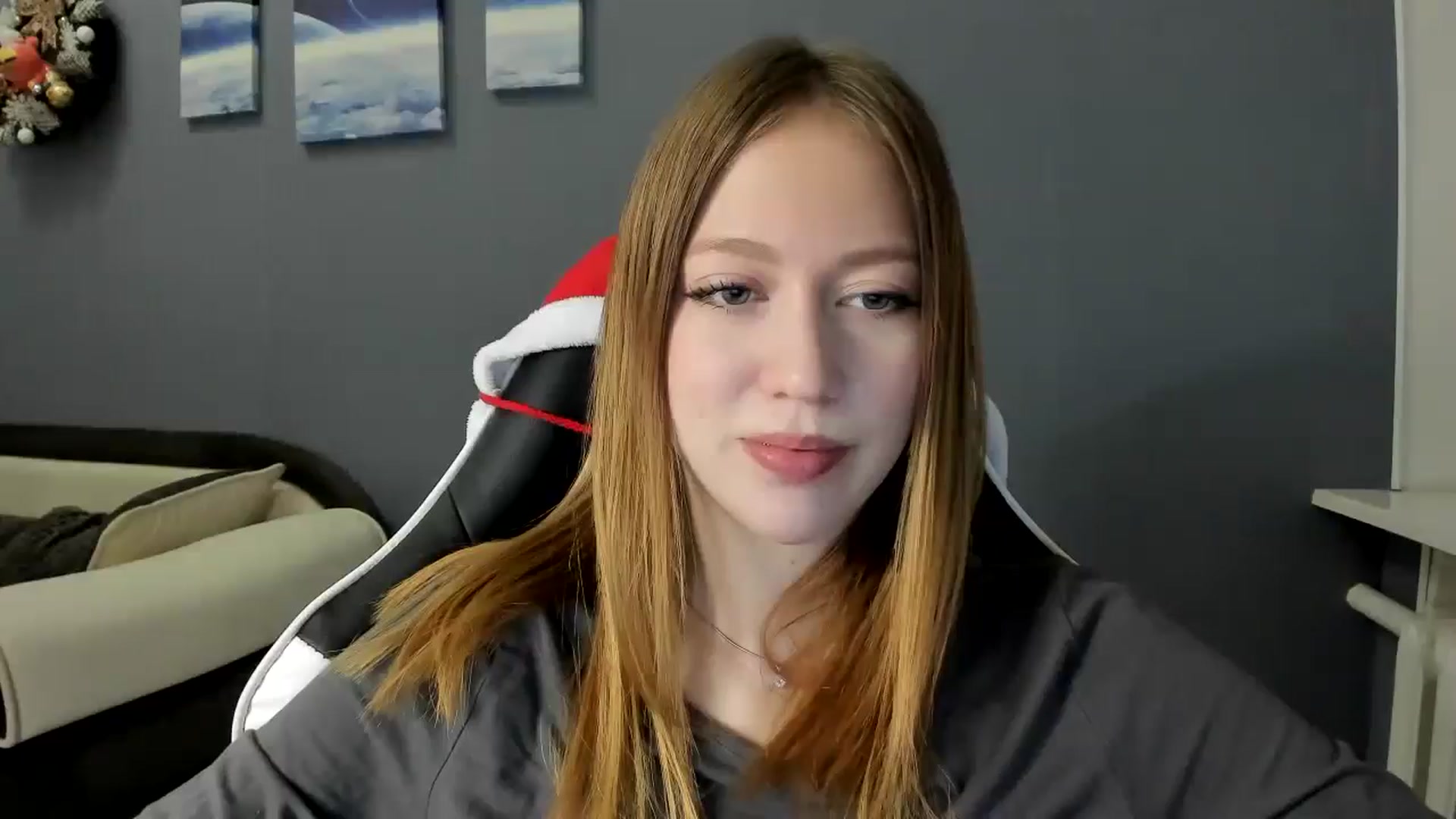 Gallery image thumbnail from RoboSasha's myfreecams stream on, 12/11/2024, 13:44 image 17 of 20