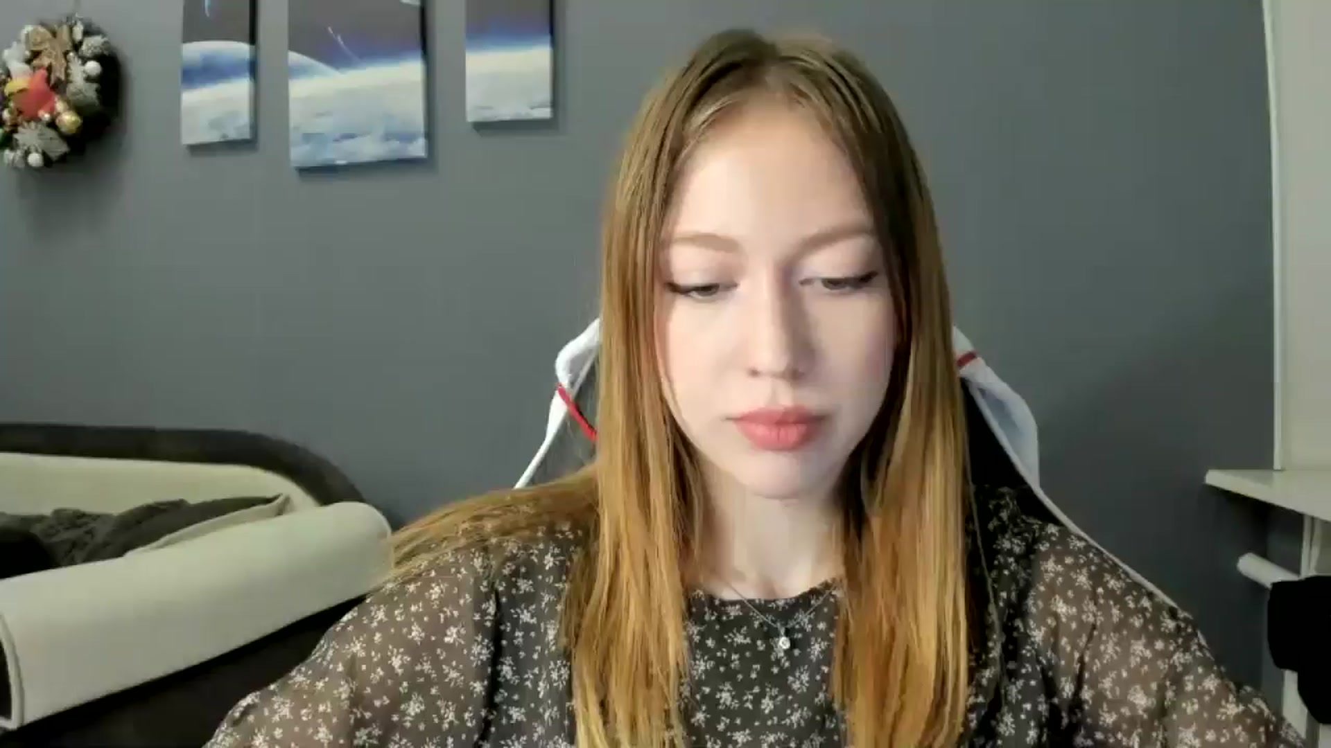Gallery image thumbnail from RoboSasha's myfreecams stream on, 12/12/2024, 16:26 image 9 of 20