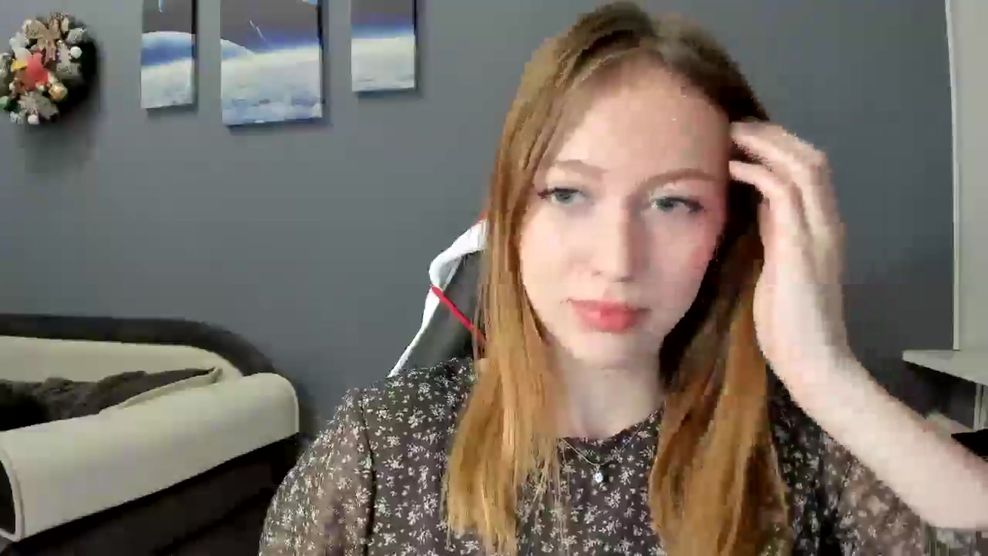 Gallery image thumbnail from RoboSasha's myfreecams stream on, 12/12/2024, 16:26 image 6 of 20