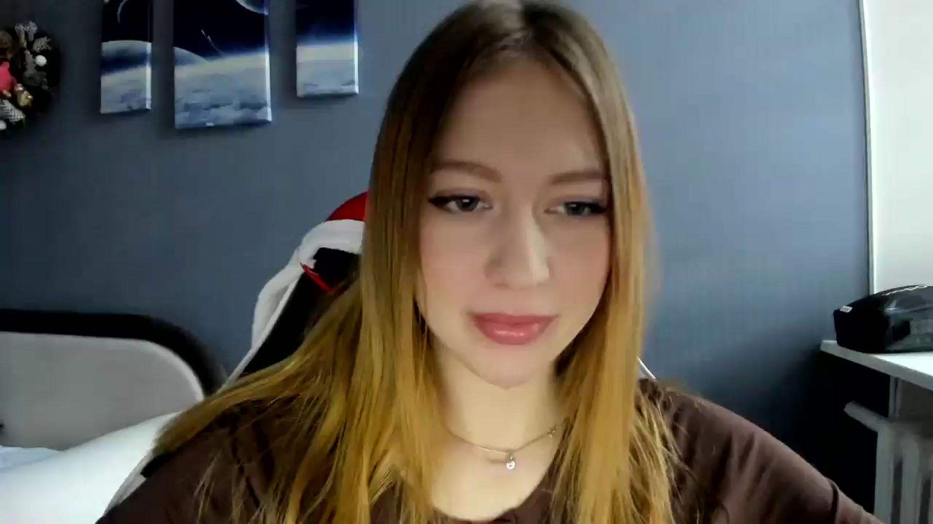 Gallery image thumbnail from RoboSasha's myfreecams stream on, 12/14/2024, 11:08 image 14 of 20