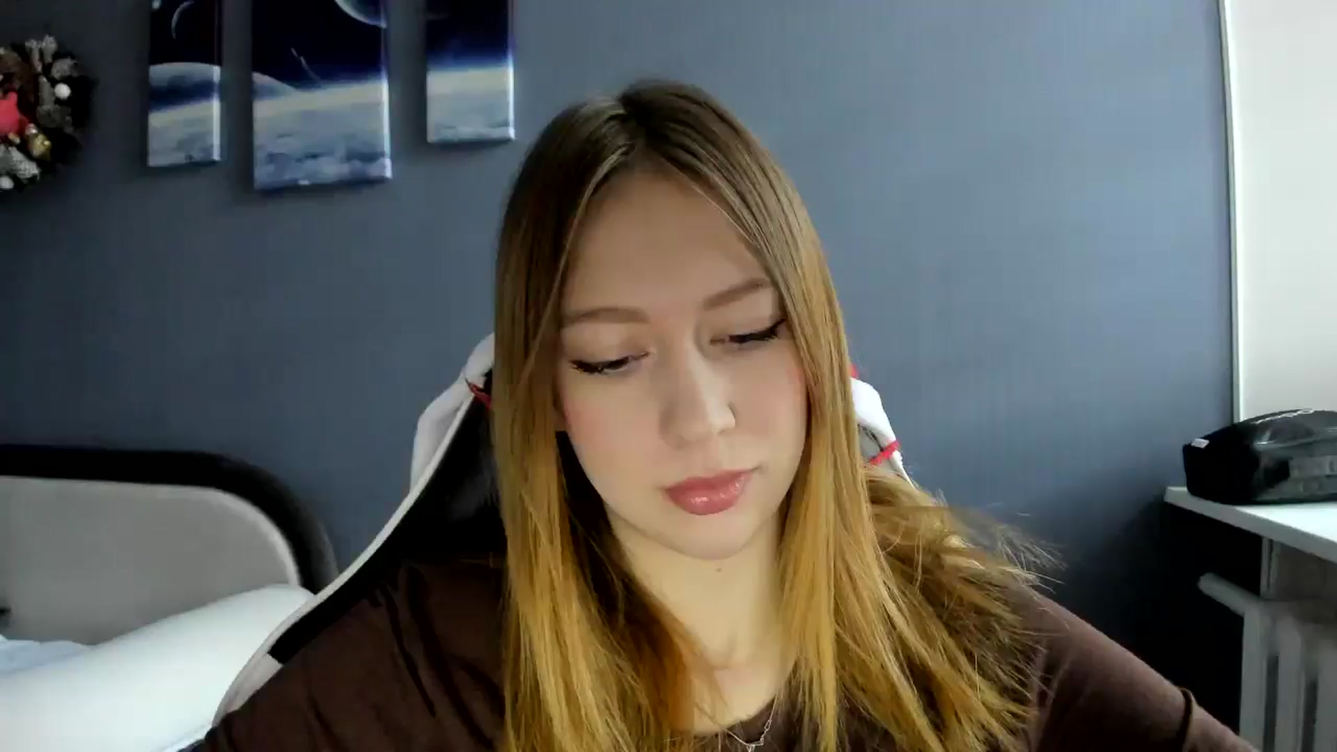 Gallery image thumbnail from RoboSasha's myfreecams stream on, 12/14/2024, 11:08 image 3 of 20