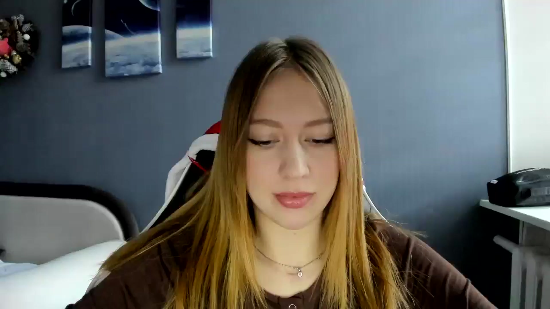 Gallery image thumbnail from RoboSasha's myfreecams stream on, 12/14/2024, 11:08 image 8 of 20