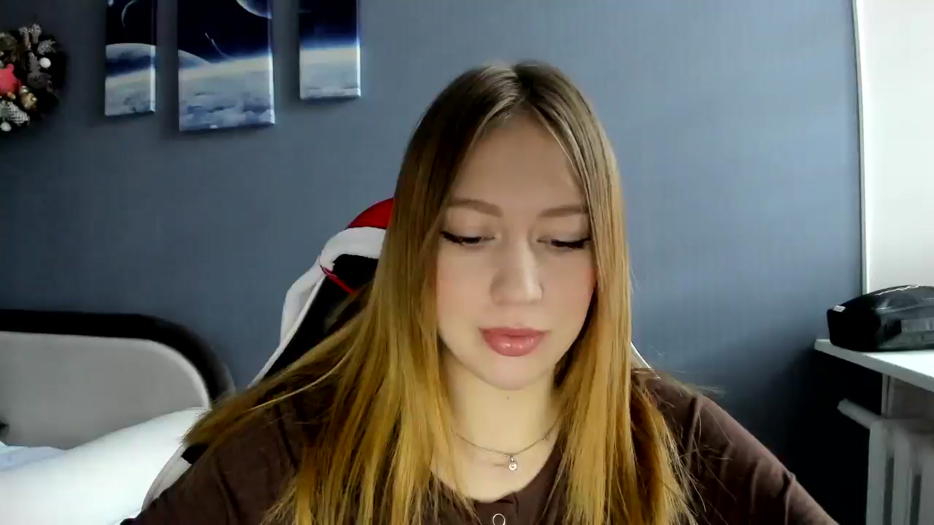 Gallery image thumbnail from RoboSasha's myfreecams stream on, 12/14/2024, 11:08 image 7 of 20