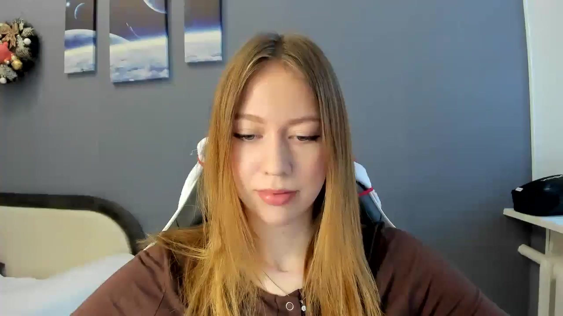 Gallery image thumbnail from RoboSasha's myfreecams stream on, 12/14/2024, 11:53 image 15 of 20