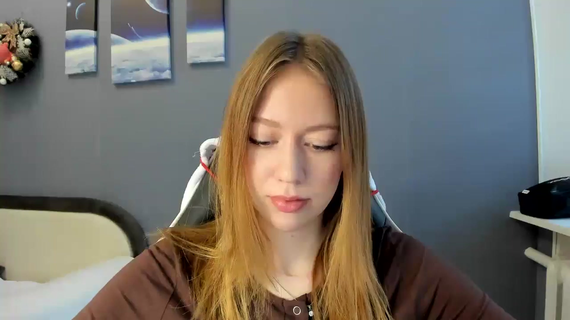 Gallery image thumbnail from RoboSasha's myfreecams stream on, 12/14/2024, 11:53 image 14 of 20