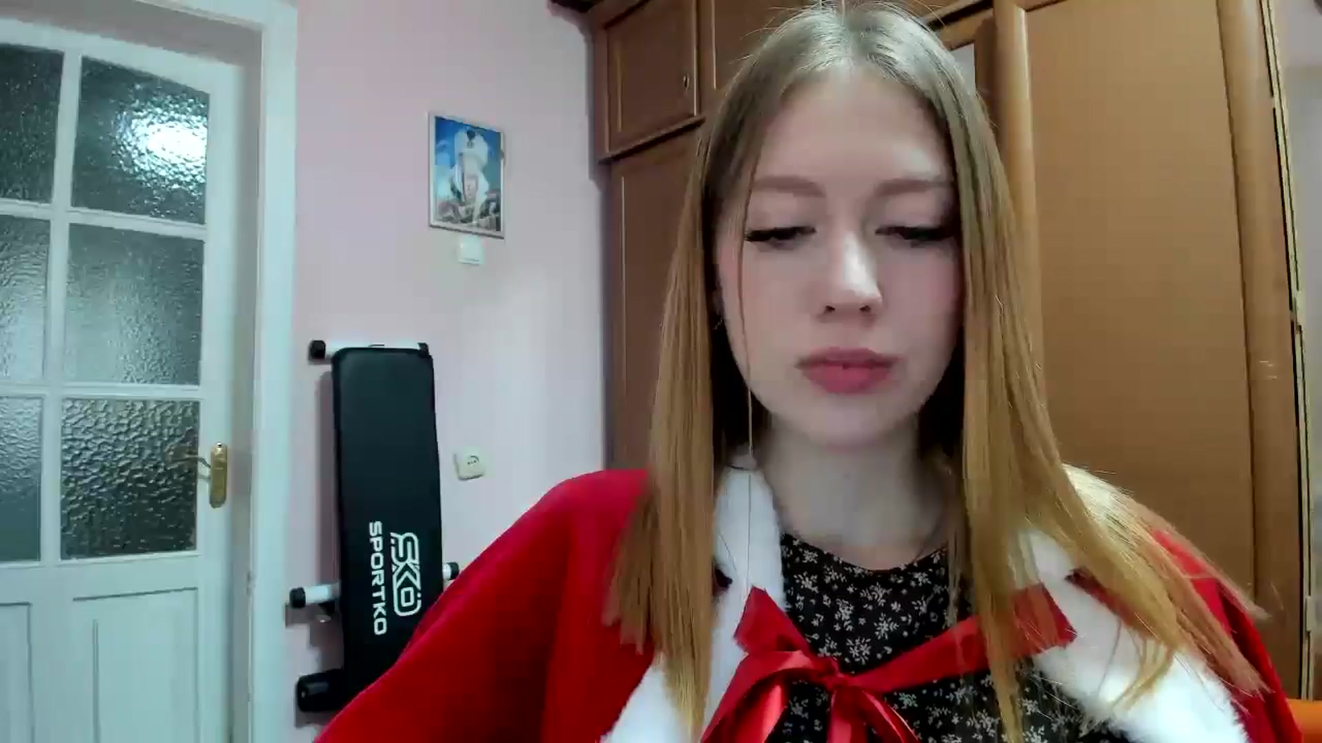 Gallery image thumbnail from RoboSasha's myfreecams stream on, 12/23/2024, 11:53 image 19 of 20