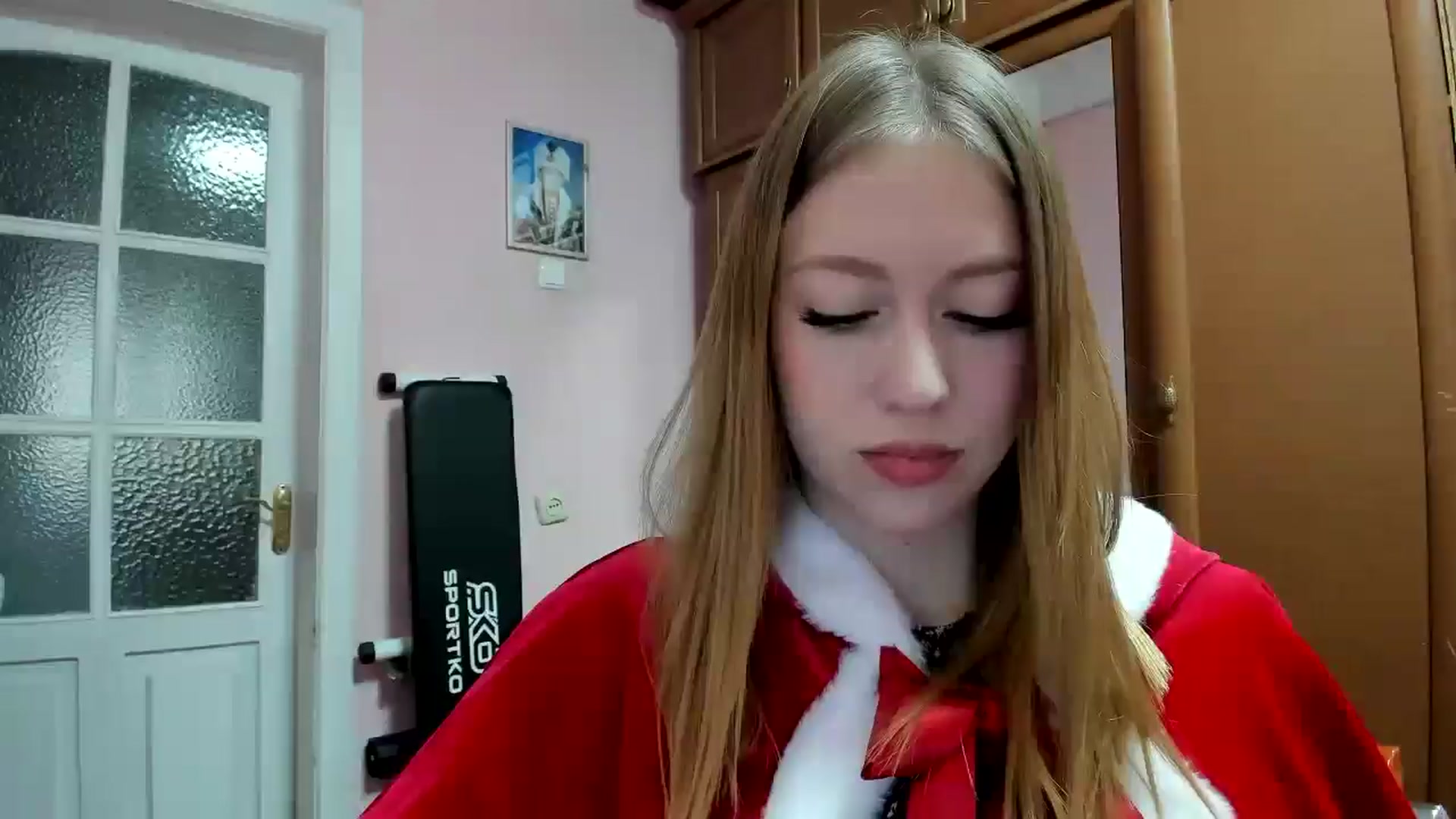 Gallery image thumbnail from RoboSasha's myfreecams stream on, 12/23/2024, 11:53 image 1 of 20