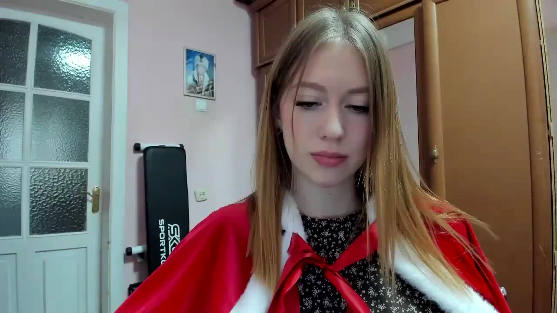 Gallery image thumbnail from RoboSasha's myfreecams stream on, 12/23/2024, 11:53 image 15 of 20