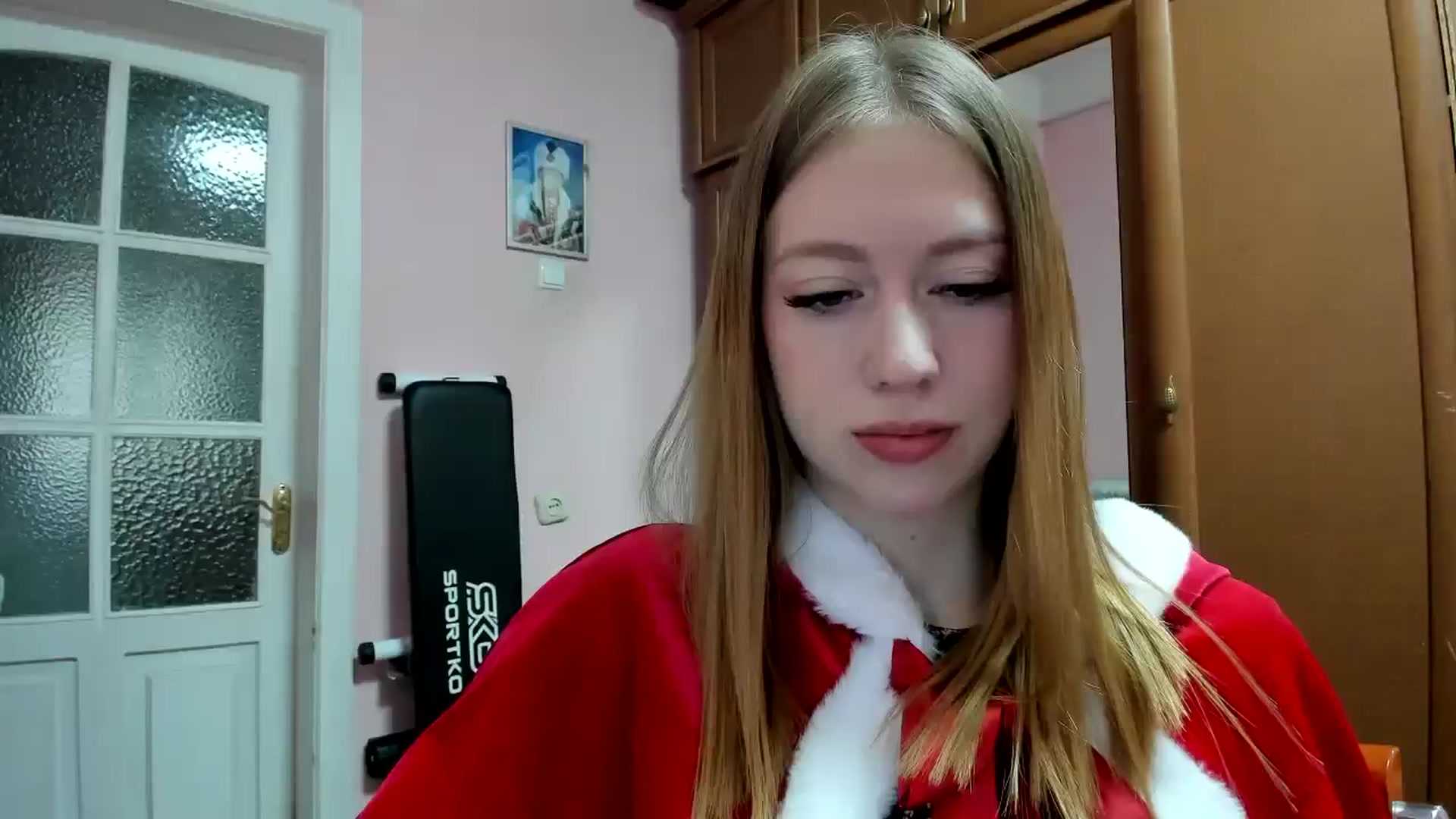 Gallery image thumbnail from RoboSasha's myfreecams stream on, 12/23/2024, 11:53 image 5 of 20