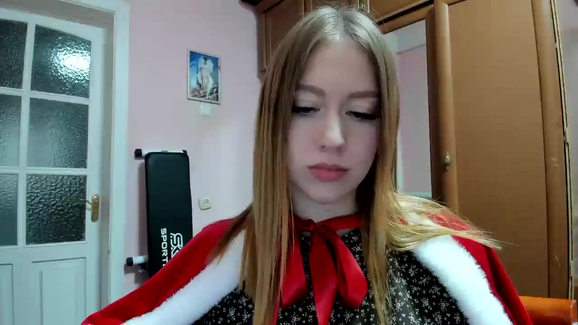 Gallery image thumbnail from RoboSasha's myfreecams stream on, 12/23/2024, 12:46 image 10 of 20