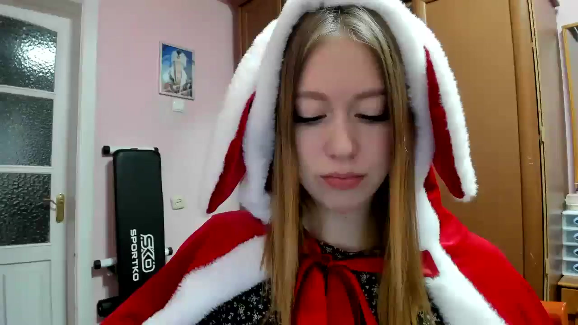 Gallery image thumbnail from RoboSasha's myfreecams stream on, 12/23/2024, 12:46 image 15 of 20
