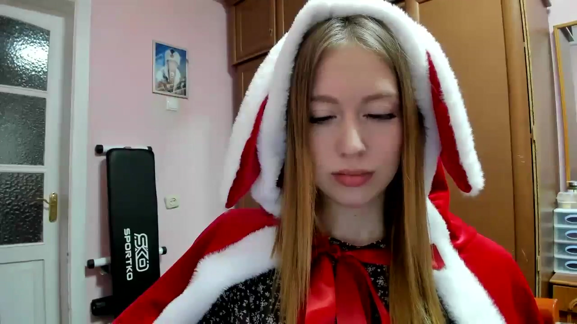 Gallery image thumbnail from RoboSasha's myfreecams stream on, 12/23/2024, 12:46 image 18 of 20