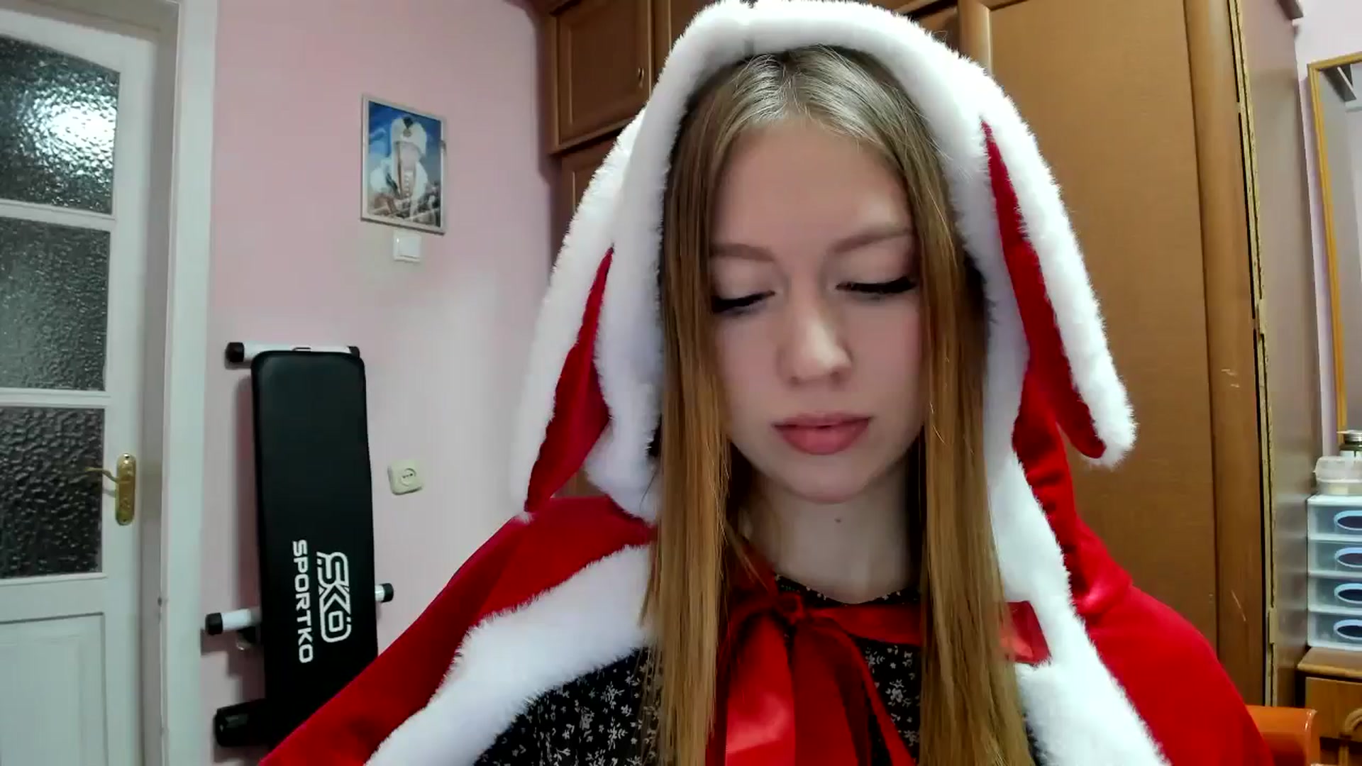 Gallery image thumbnail from RoboSasha's myfreecams stream on, 12/23/2024, 12:46 image 19 of 20