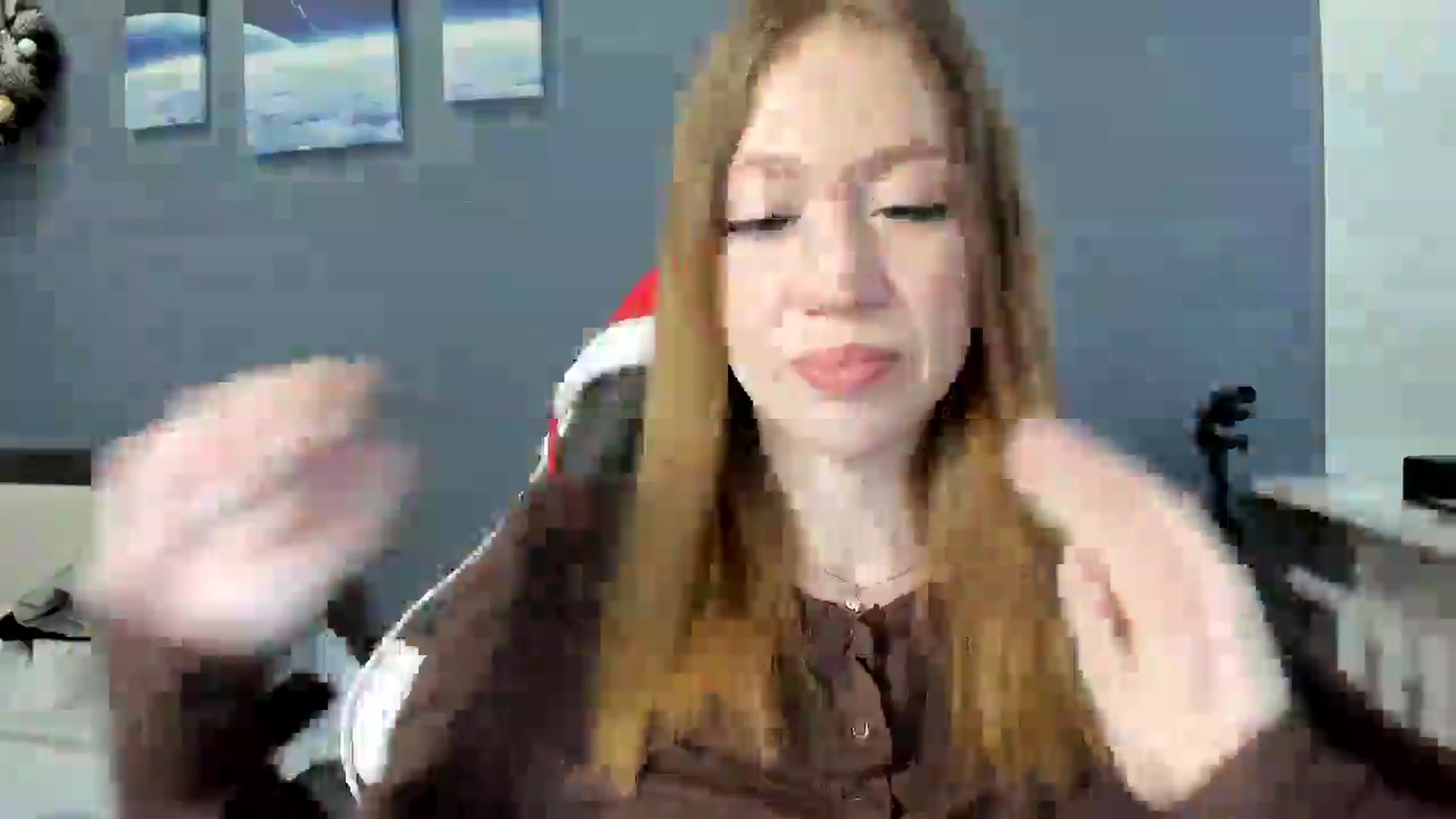 Gallery image thumbnail from RoboSasha's myfreecams stream on, 12/24/2024, 13:22 image 4 of 20