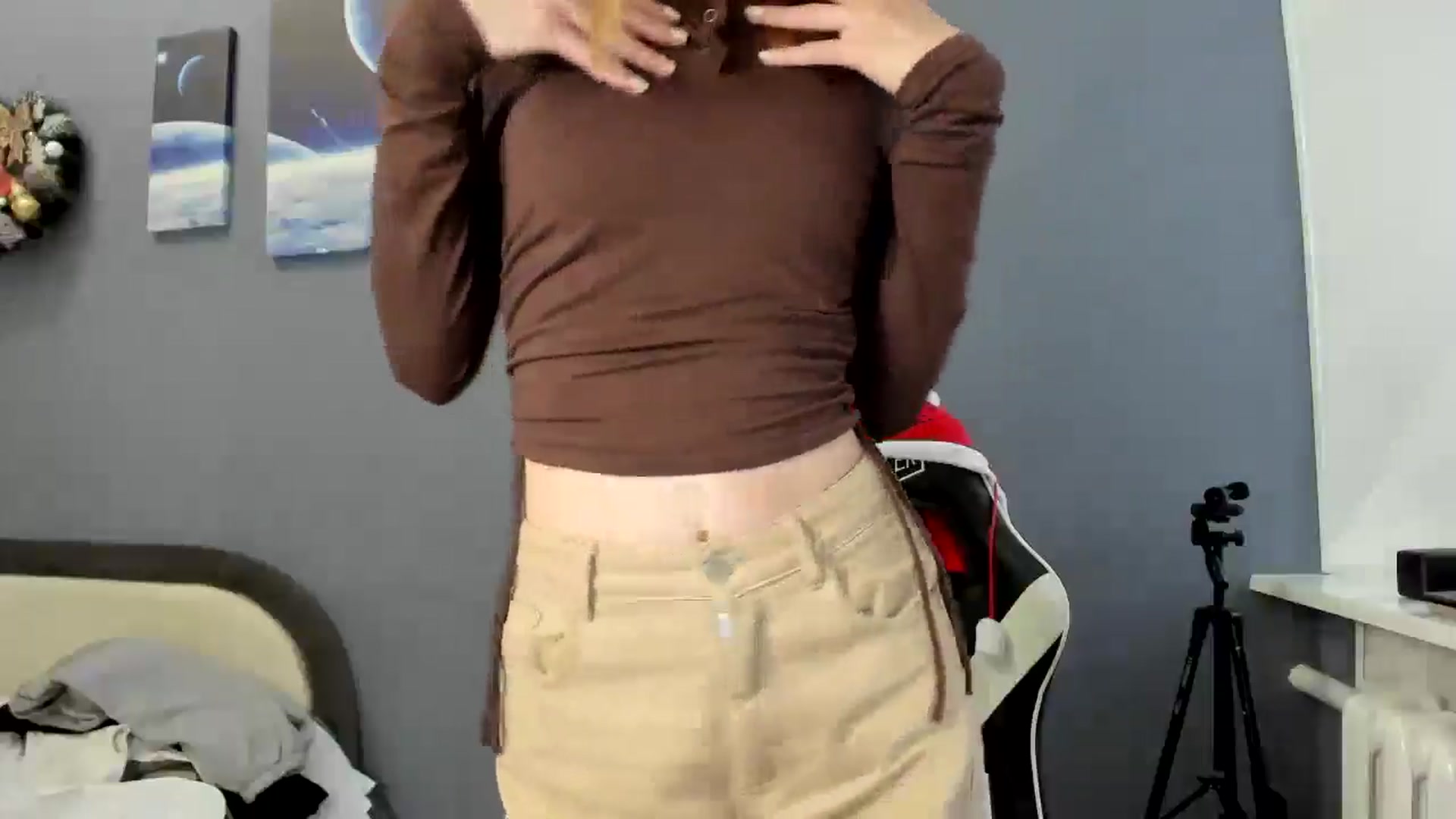 Gallery image thumbnail from RoboSasha's myfreecams stream on, 12/24/2024, 13:22 image 7 of 20