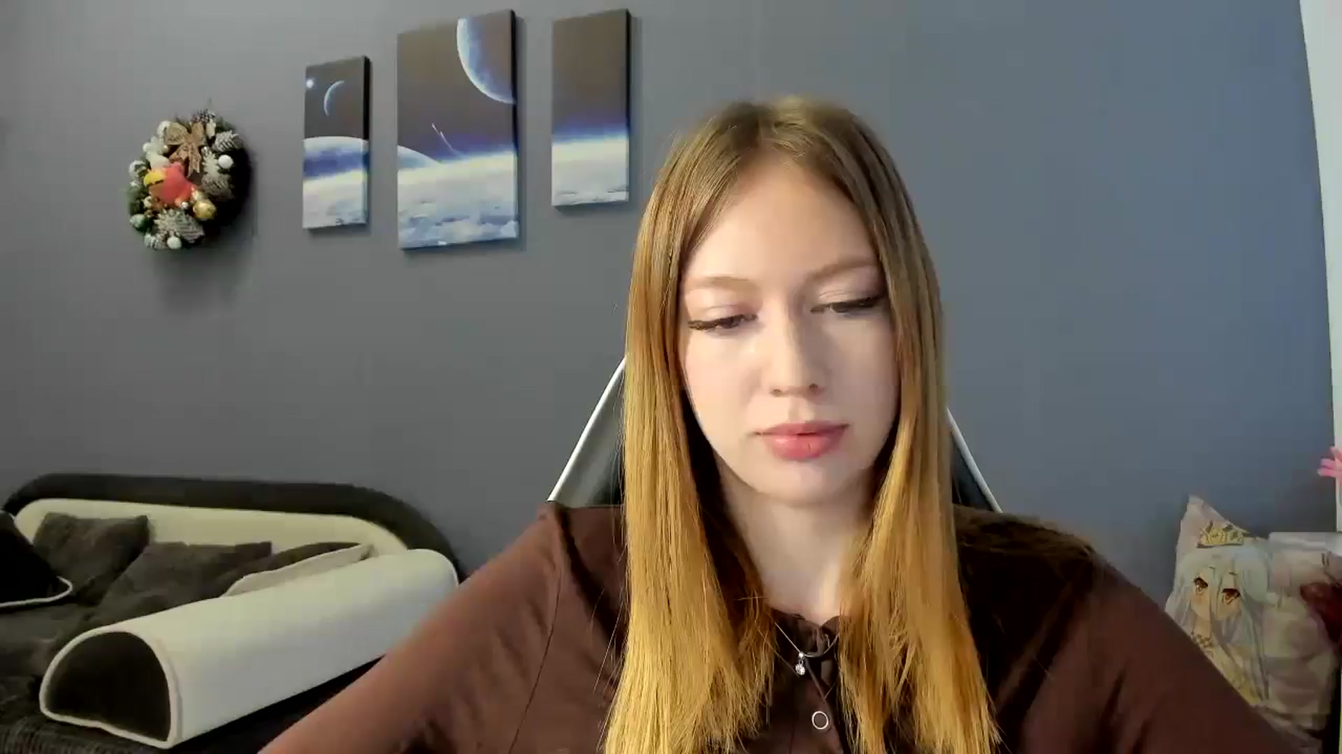 Gallery image thumbnail from RoboSasha's myfreecams stream on, 01/09/2025, 13:26 image 4 of 20