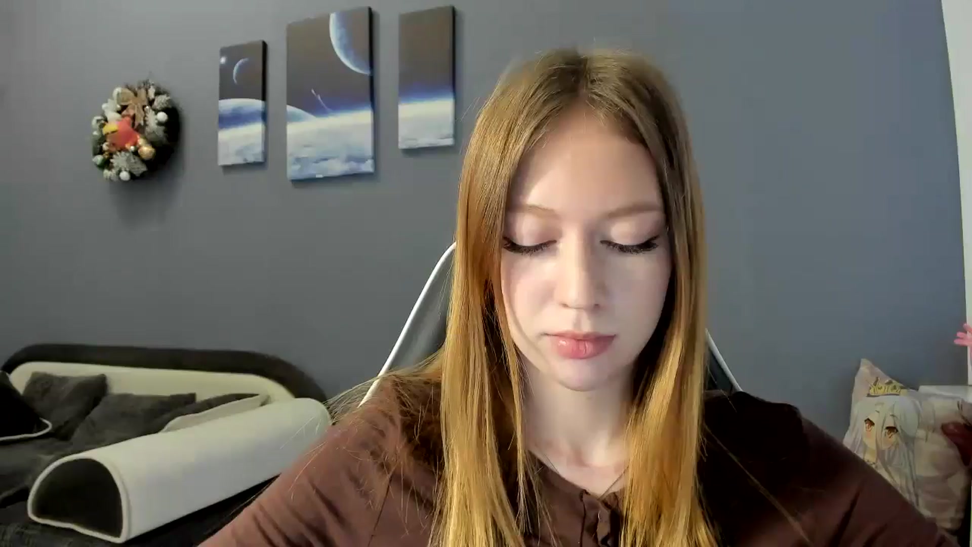 Gallery image thumbnail from RoboSasha's myfreecams stream on, 01/09/2025, 13:26 image 19 of 20