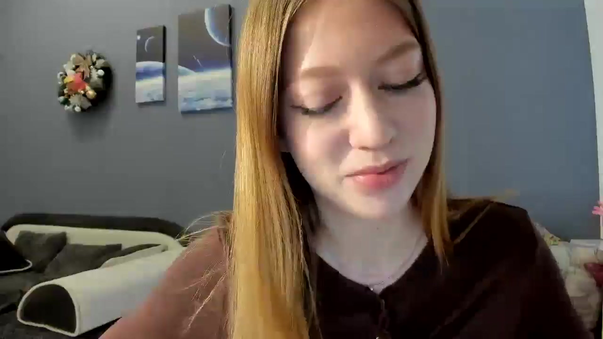 Gallery image thumbnail from RoboSasha's myfreecams stream on, 01/09/2025, 13:26 image 20 of 20