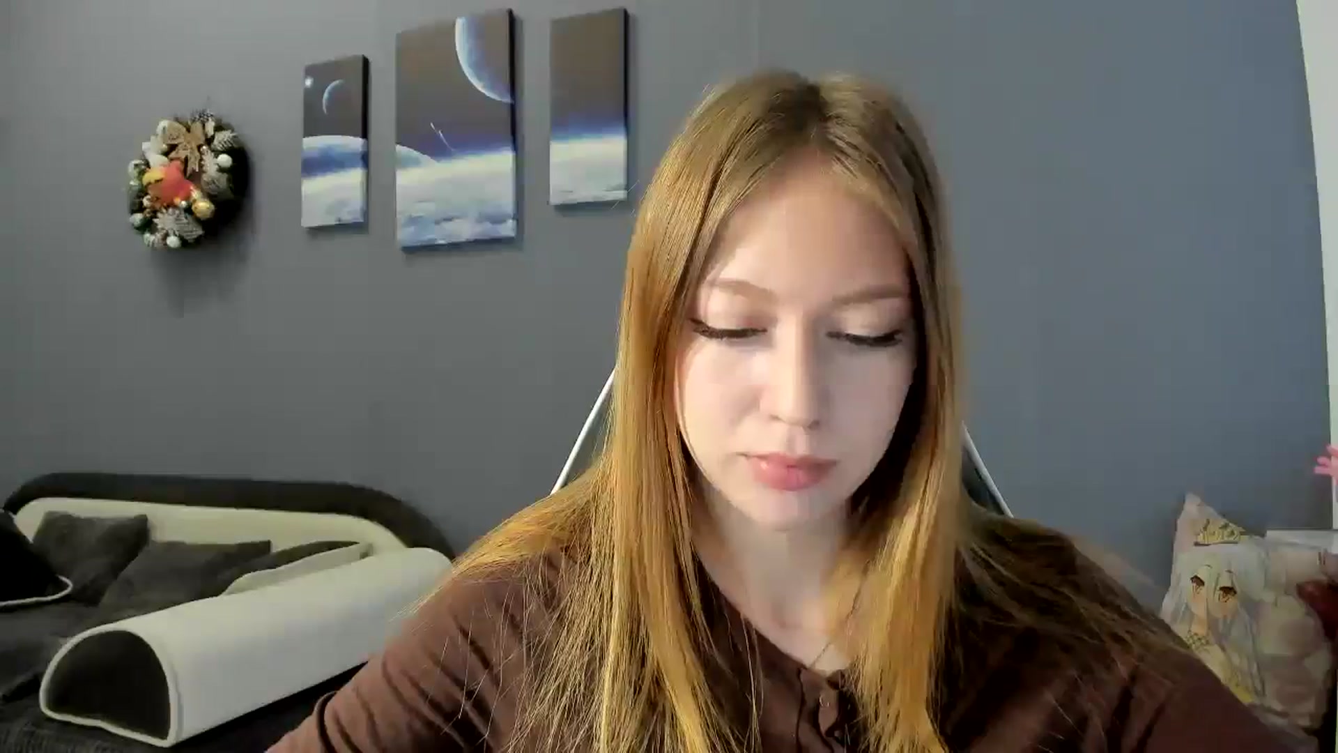 Gallery image thumbnail from RoboSasha's myfreecams stream on, 01/09/2025, 13:26 image 16 of 20