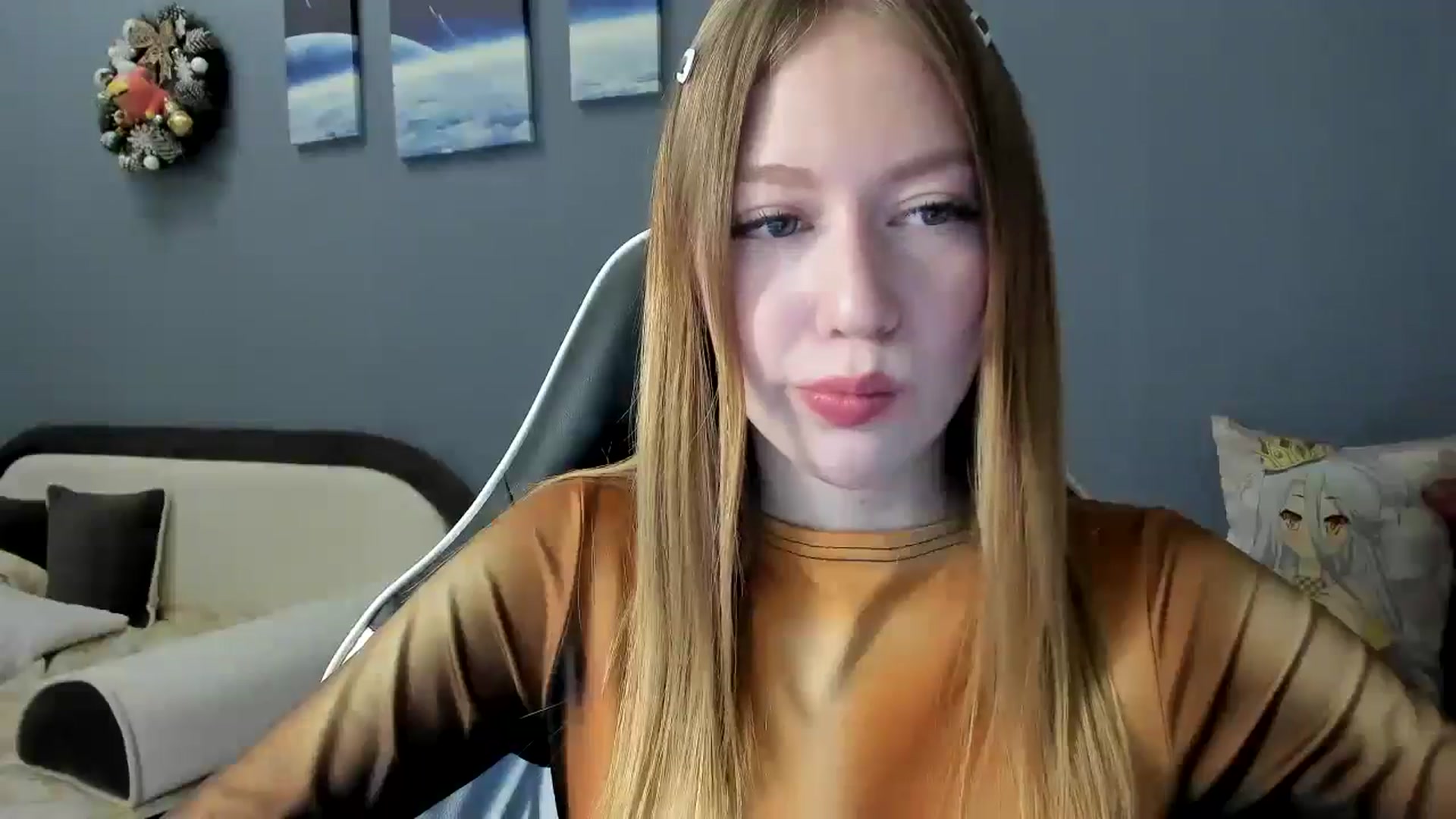 Gallery image thumbnail from RoboSasha's myfreecams stream on, 01/12/2025, 15:08 image 5 of 20