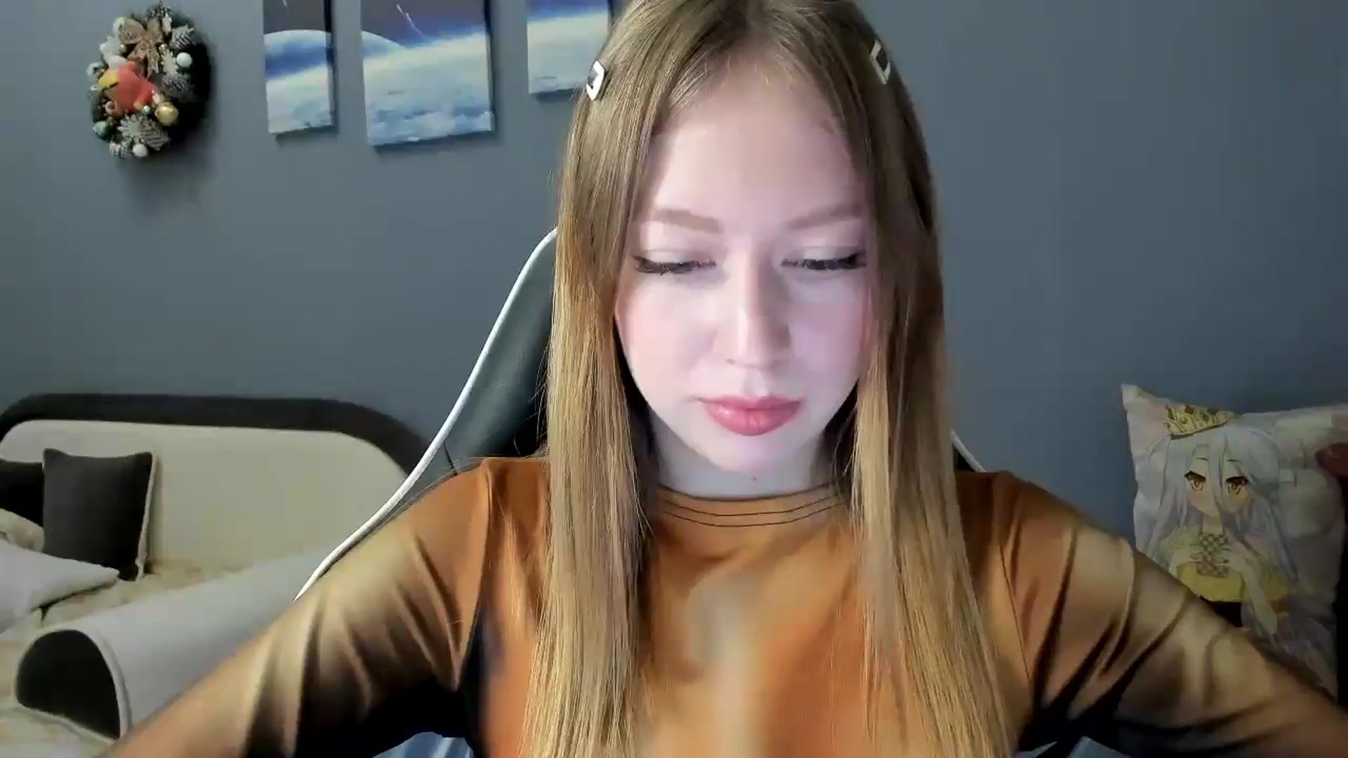 Gallery image thumbnail from RoboSasha's myfreecams stream on, 01/12/2025, 15:08 image 14 of 20