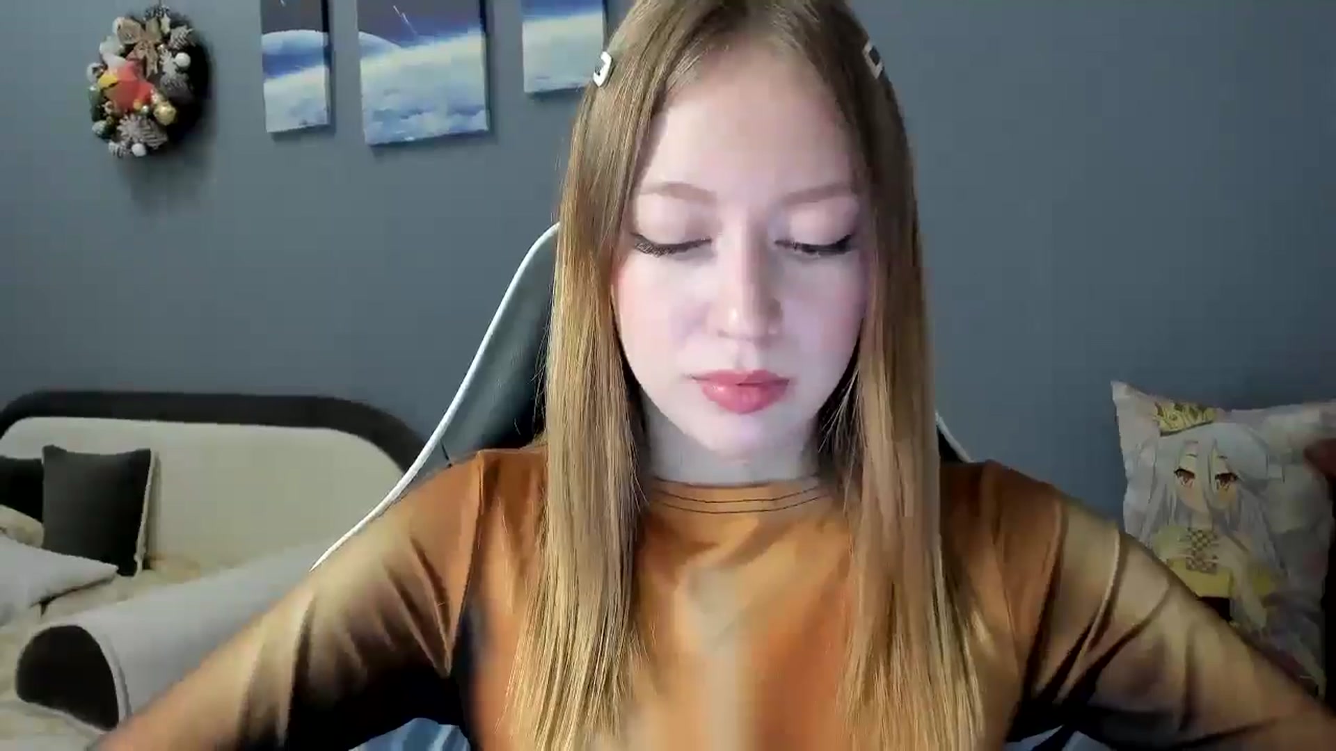 Gallery image thumbnail from RoboSasha's myfreecams stream on, 01/12/2025, 15:08 image 11 of 20