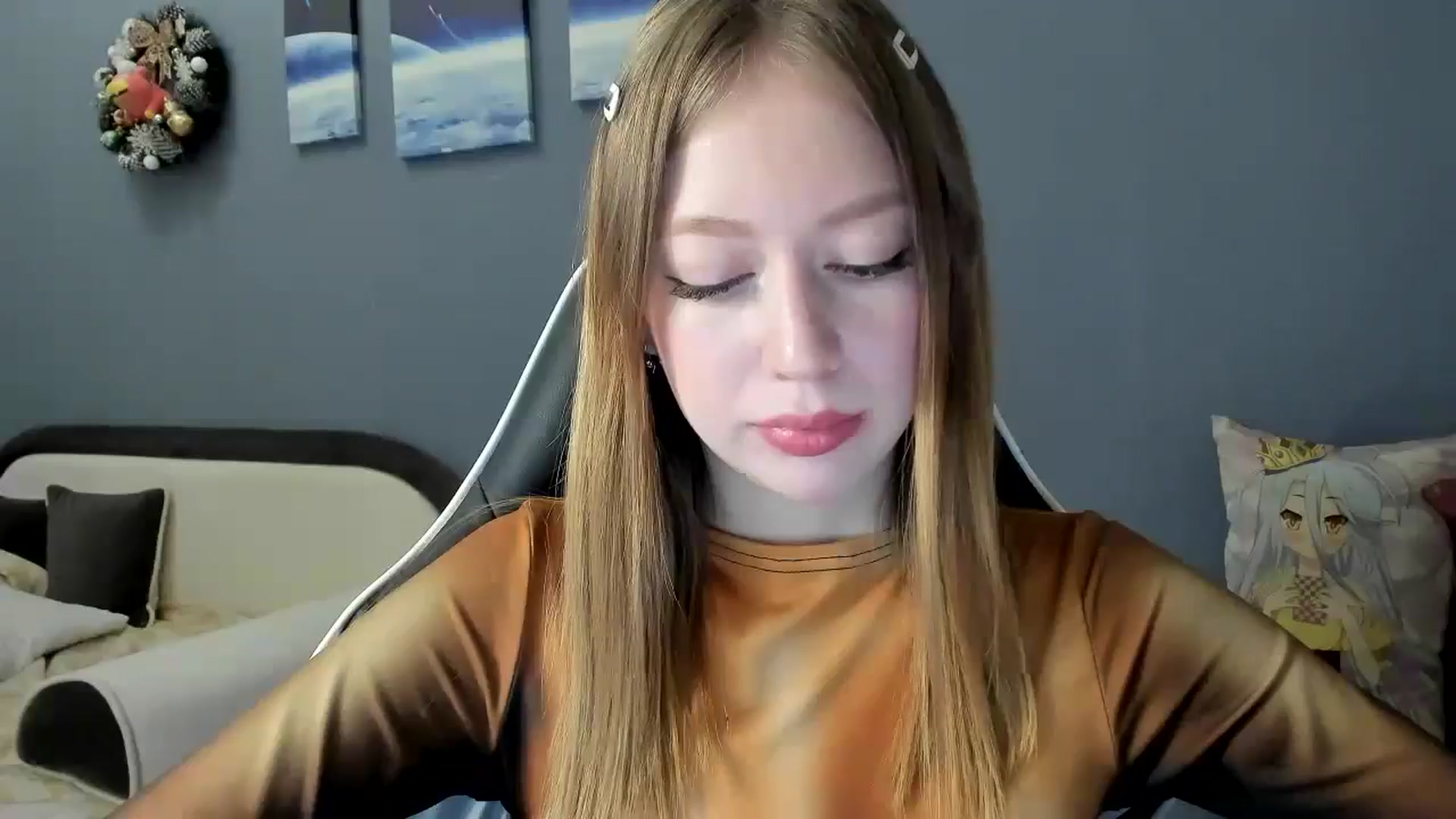 Gallery image thumbnail from RoboSasha's myfreecams stream on, 01/12/2025, 15:08 image 17 of 20