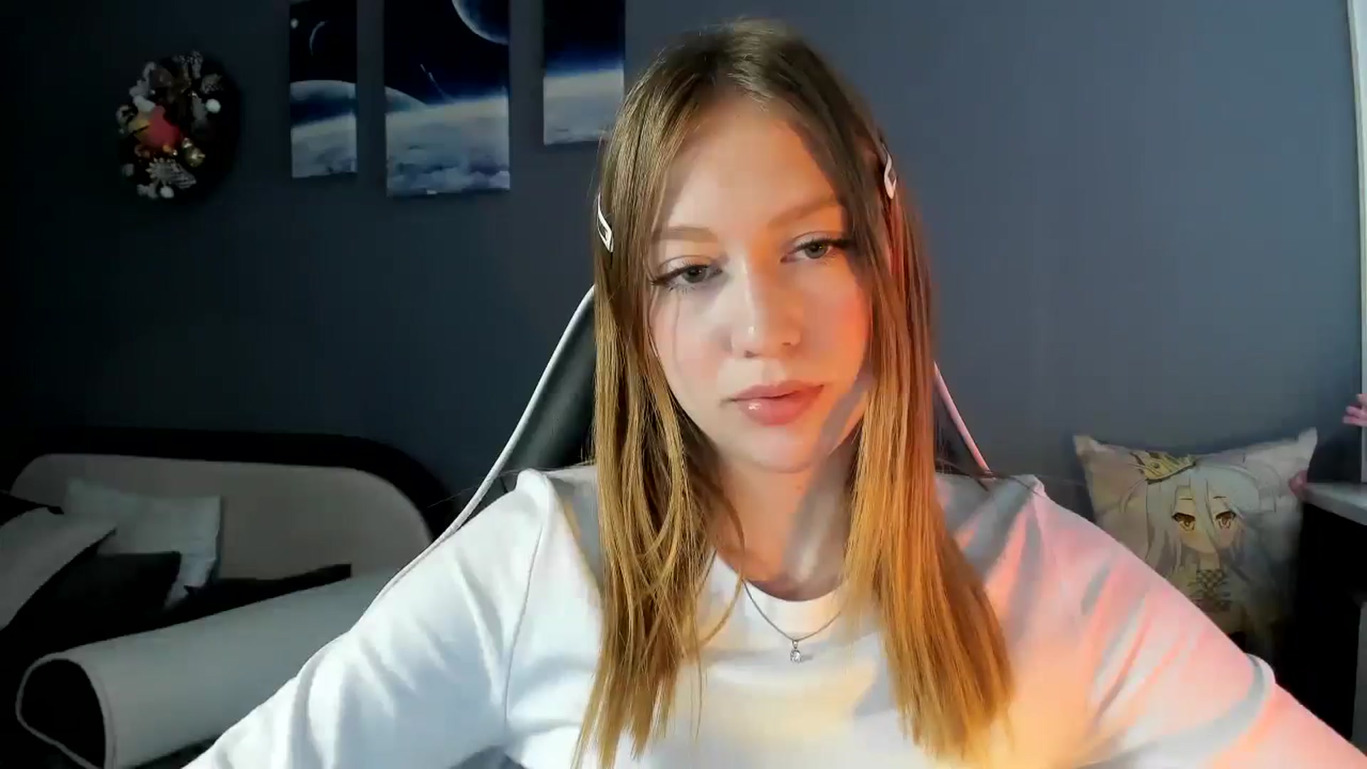 Gallery image thumbnail from RoboSasha's myfreecams stream on, 01/14/2025, 12:54 image 12 of 20