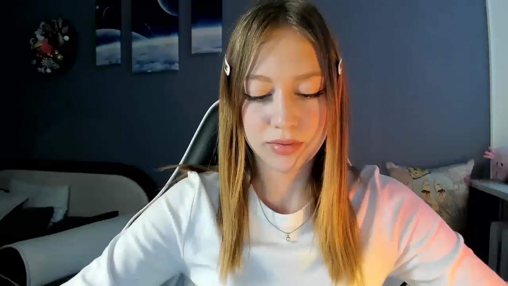 Gallery image thumbnail from RoboSasha's myfreecams stream on, 01/14/2025, 12:54 image 5 of 20