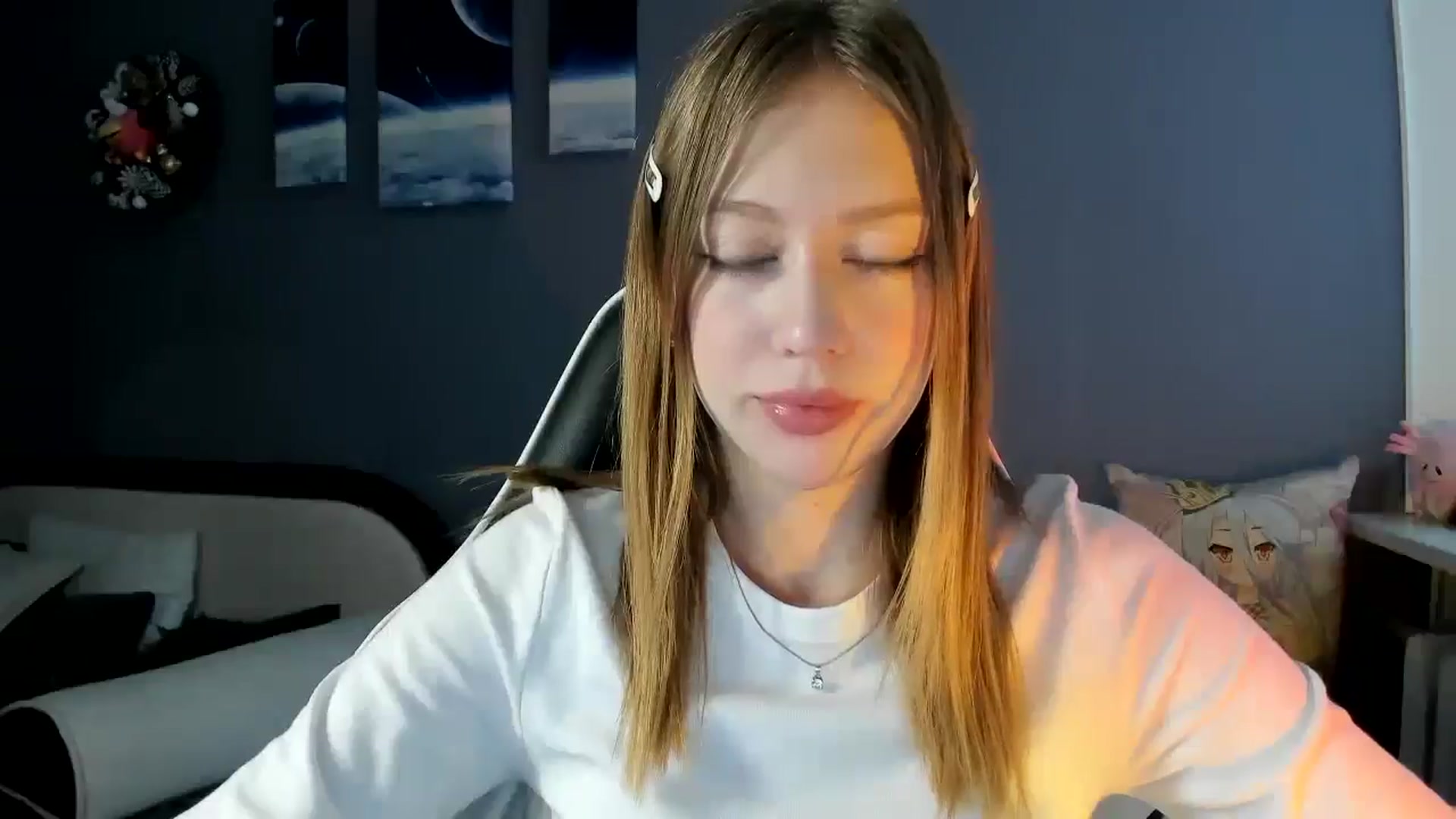 Gallery image thumbnail from RoboSasha's myfreecams stream on, 01/14/2025, 12:54 image 3 of 20