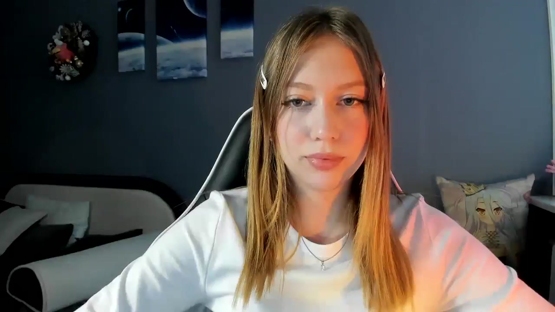 Gallery image thumbnail from RoboSasha's myfreecams stream on, 01/14/2025, 12:54 image 11 of 20